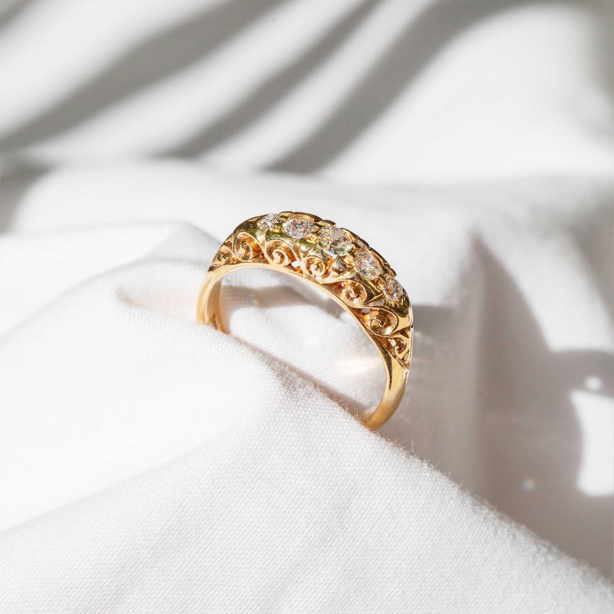 Antique Early Australian Old Cut Diamond Ring 18 Carat Yellow Gold For Sale 2