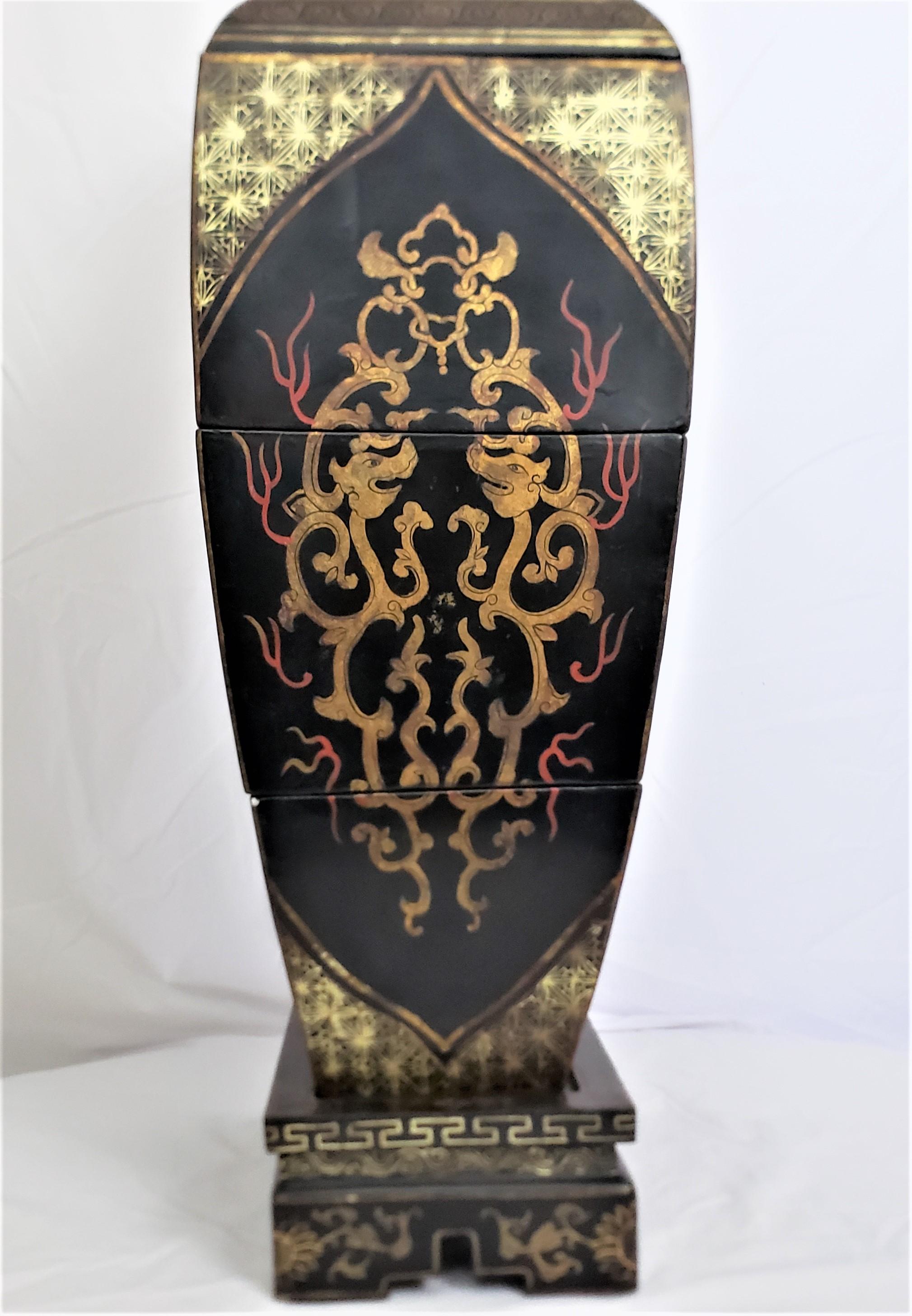 Antique Early Chinese Republic Era Stacking Lacquered Box Set with Dragon Motif For Sale 6