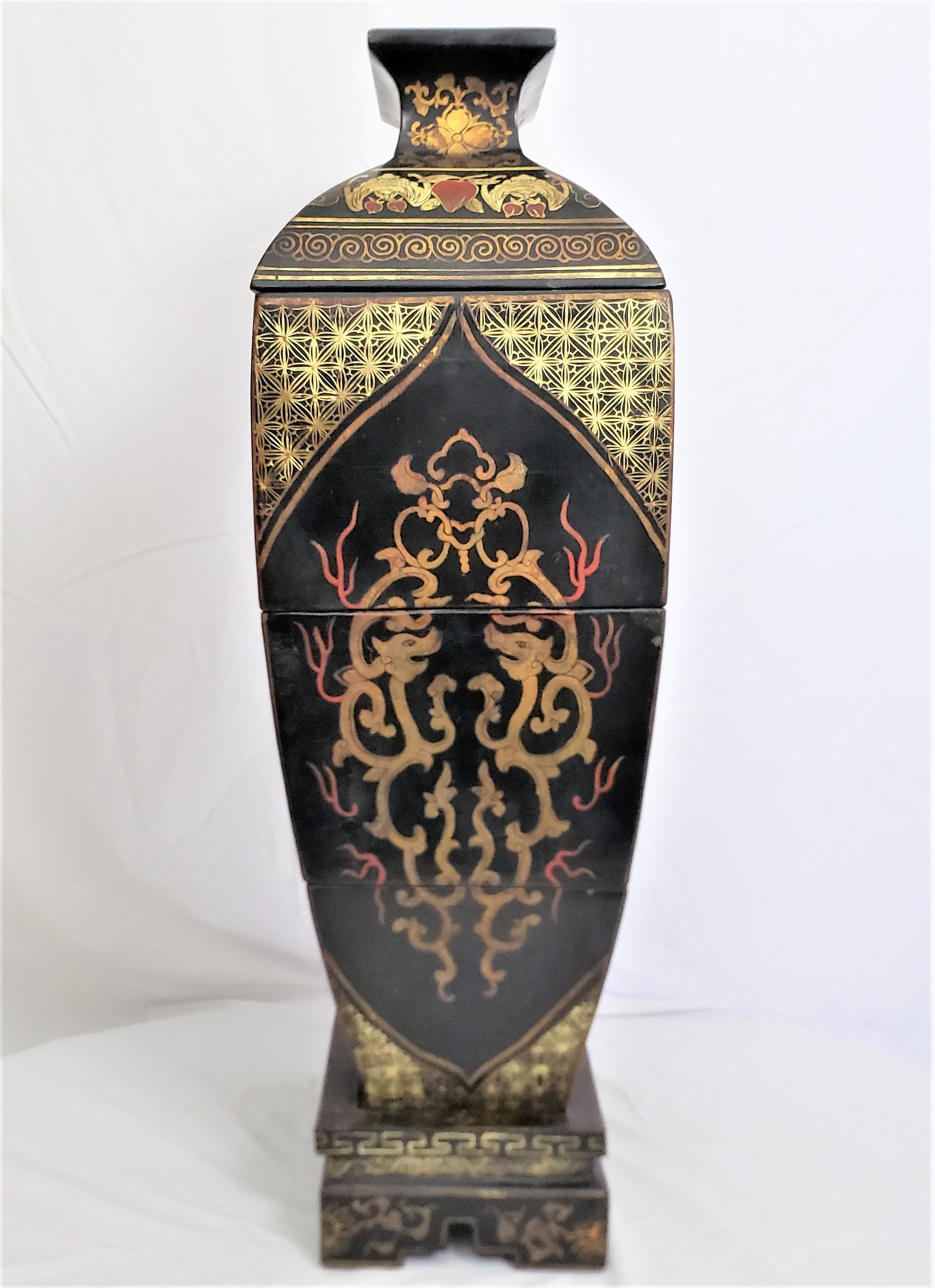 Antique Early Chinese Republic Era Stacking Lacquered Box Set with Dragon Motif For Sale 1