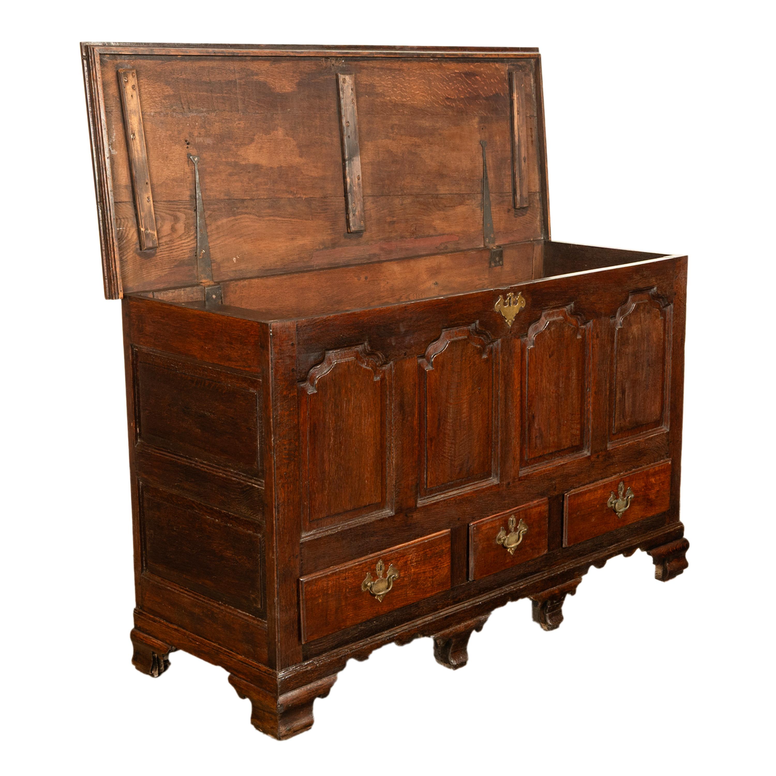 Antique Early Georgian Large 4 Panel 3 Drawer Hinged Top Mule Chest Coffer 1740 For Sale 5
