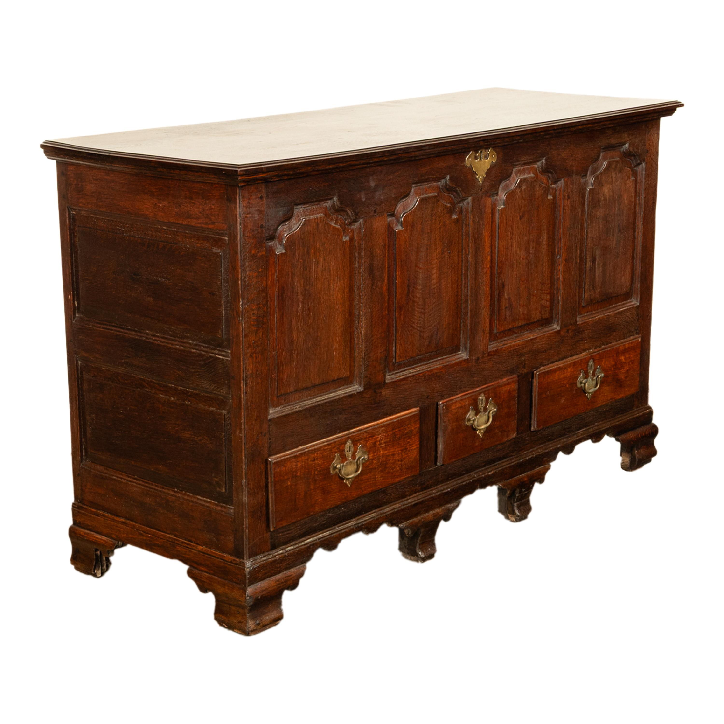 English Antique Early Georgian Large 4 Panel 3 Drawer Hinged Top Mule Chest Coffer 1740 For Sale