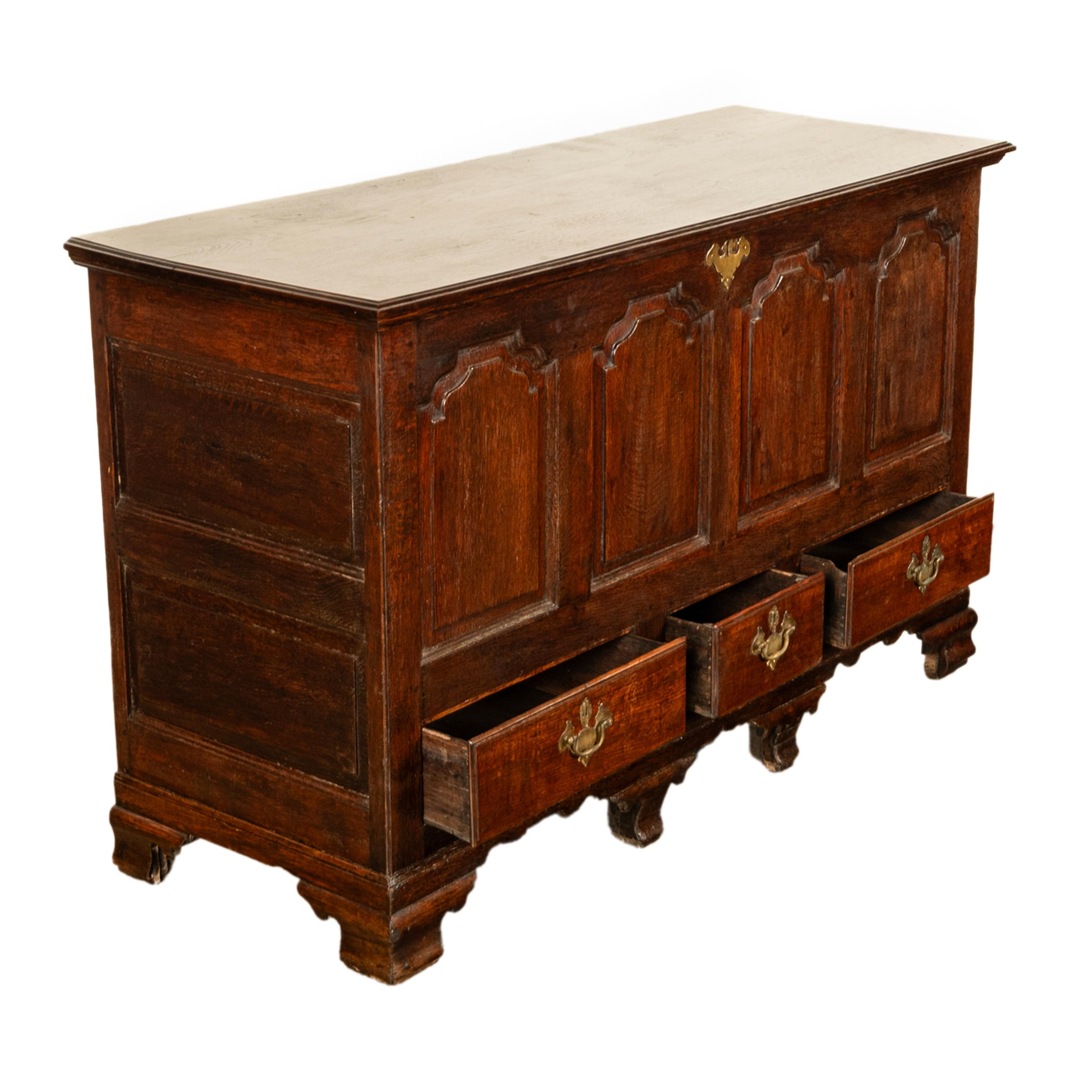 Antique Early Georgian Large 4 Panel 3 Drawer Hinged Top Mule Chest Coffer 1740 In Good Condition For Sale In Portland, OR