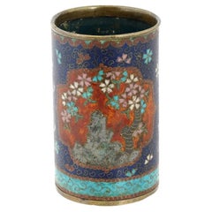 Antique pot à pinceaux japonais en cloisonné du début de la période Meiji, dans le style de Namikawa