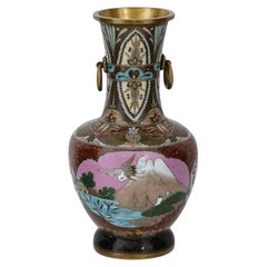 Ancien vase Fuji japonais du début de l'ère Meiji, en émail cloisonné et pierre d'or