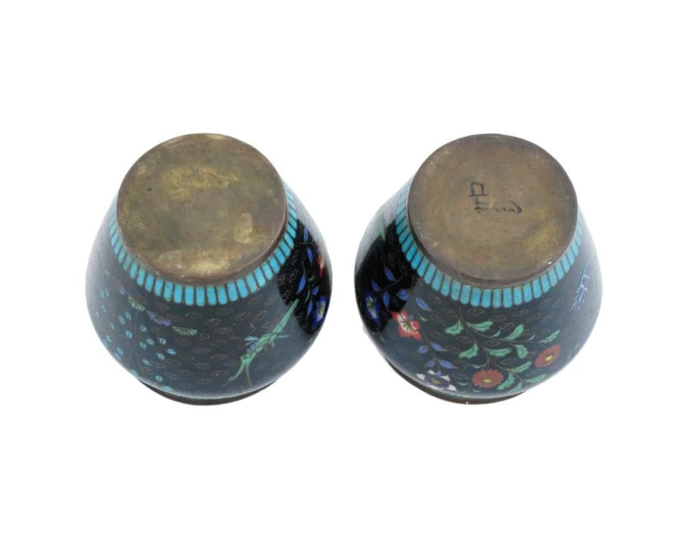 Antique Early Meiji Japanese Cloisonne Enamel Vases In Good Condition For Sale In New York, NY