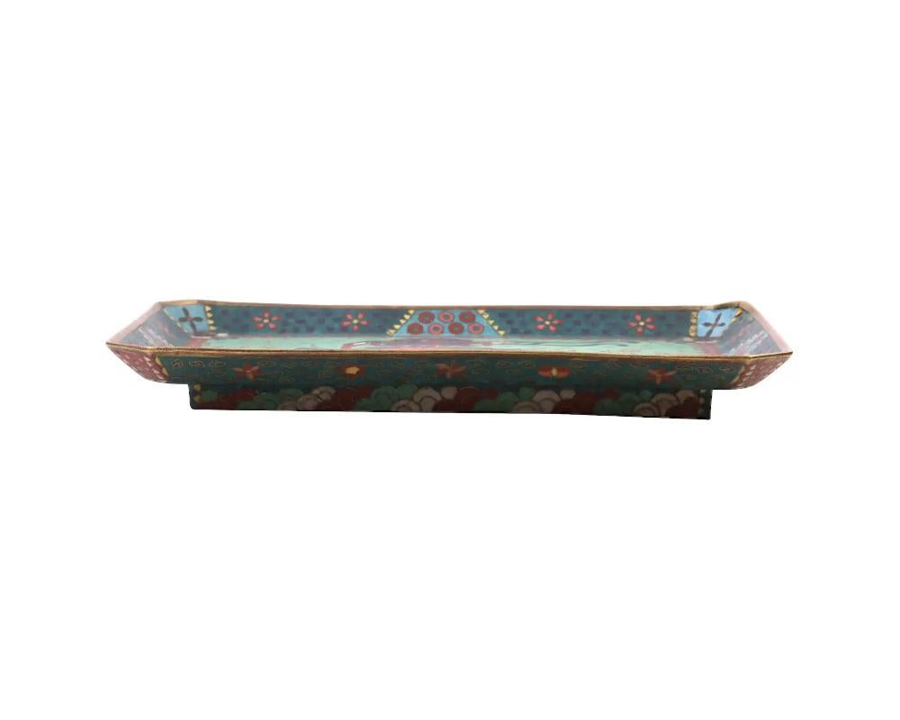 Cloisonné Antique Early Meiji Japanese Cloisonne Green Enamel Tray with Wagon Blossoming W en vente
