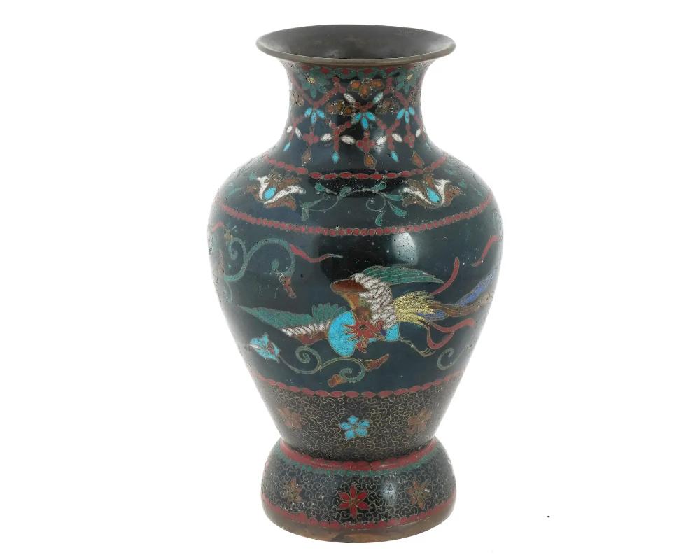 Antike japanische Cloisonné-Vase aus der frühen Meiji-Zeit im Stil von Namikawa (Meiji-Periode) im Angebot