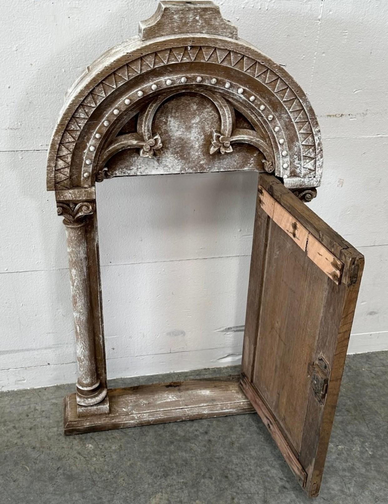 Antique Early Romanesque Gothic Architectural Tabernacle Niche Door  In Good Condition For Sale In Forney, TX