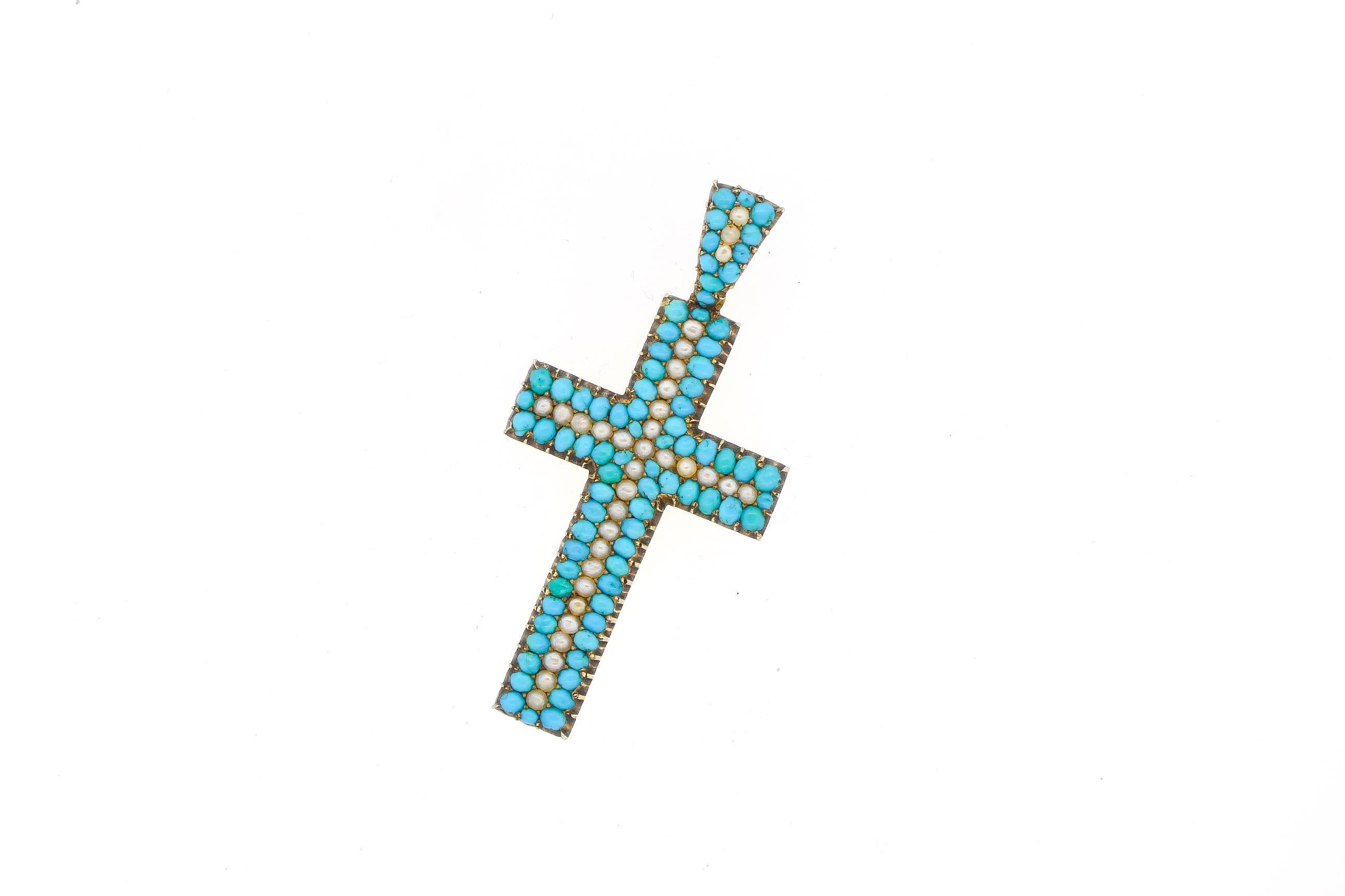 Pendentif croix victorien ancien en or 14 carats avec turquoise et perle fendue Bon état - En vente à New York, NY