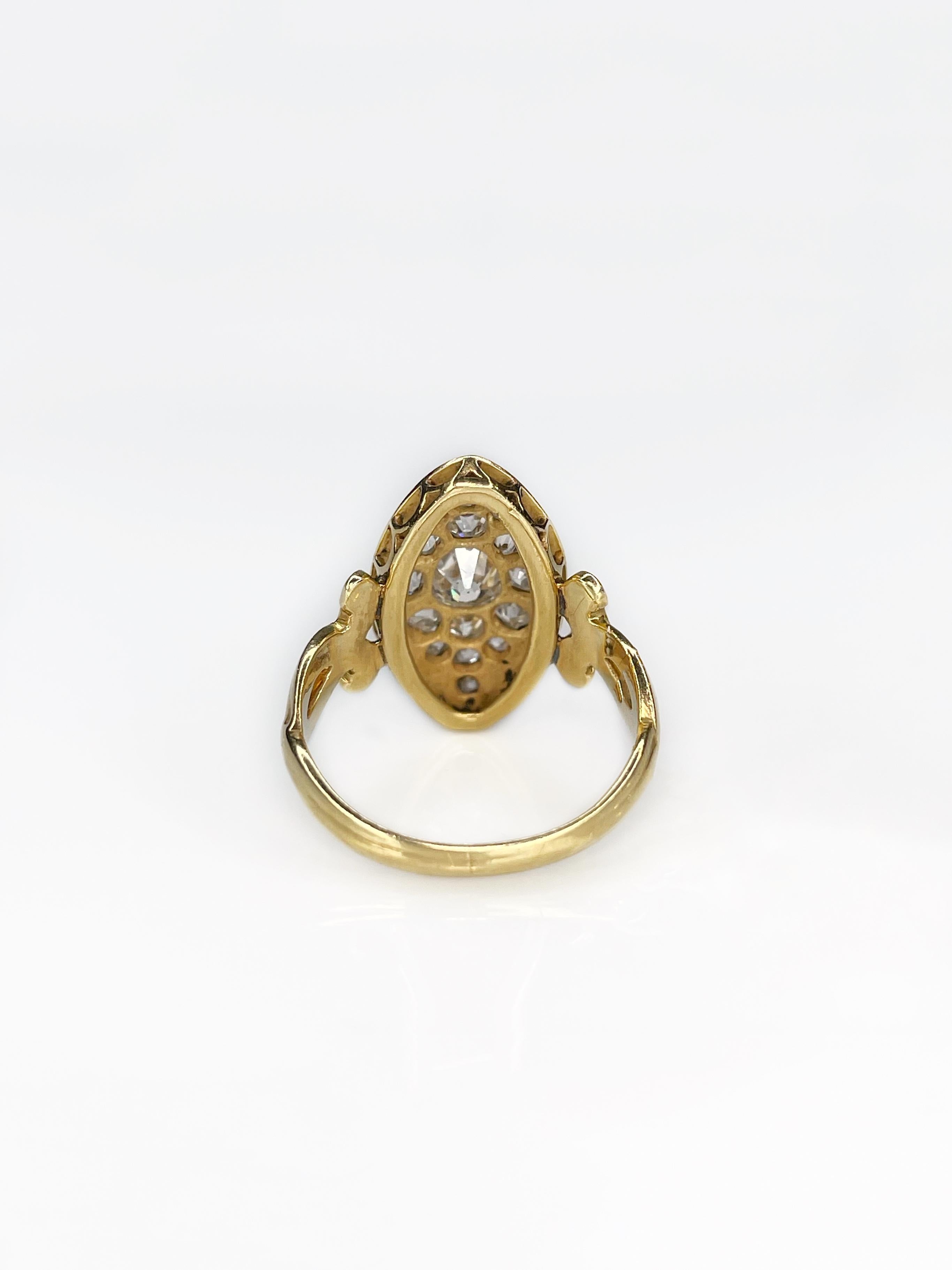 Antique Early Victorian 18K Yellow Gold Old Mine Cut Diamond Navette Ring In Good Condition In Vilnius, LT