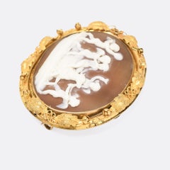Antique Early Victorian "Bacchanal of Putti" Cameo Brooch