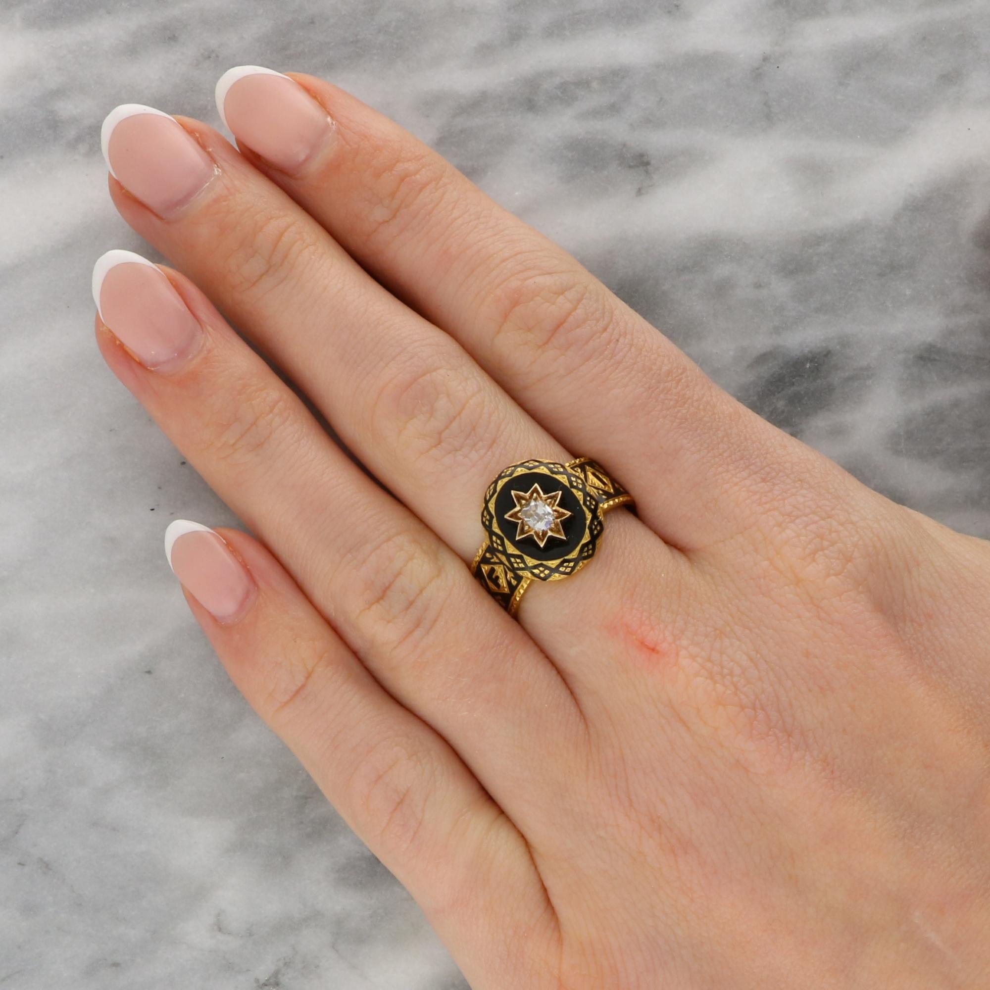 Antique Early Victorian Black Enamel and Old Cut Diamond Mourning Ring For Sale 1