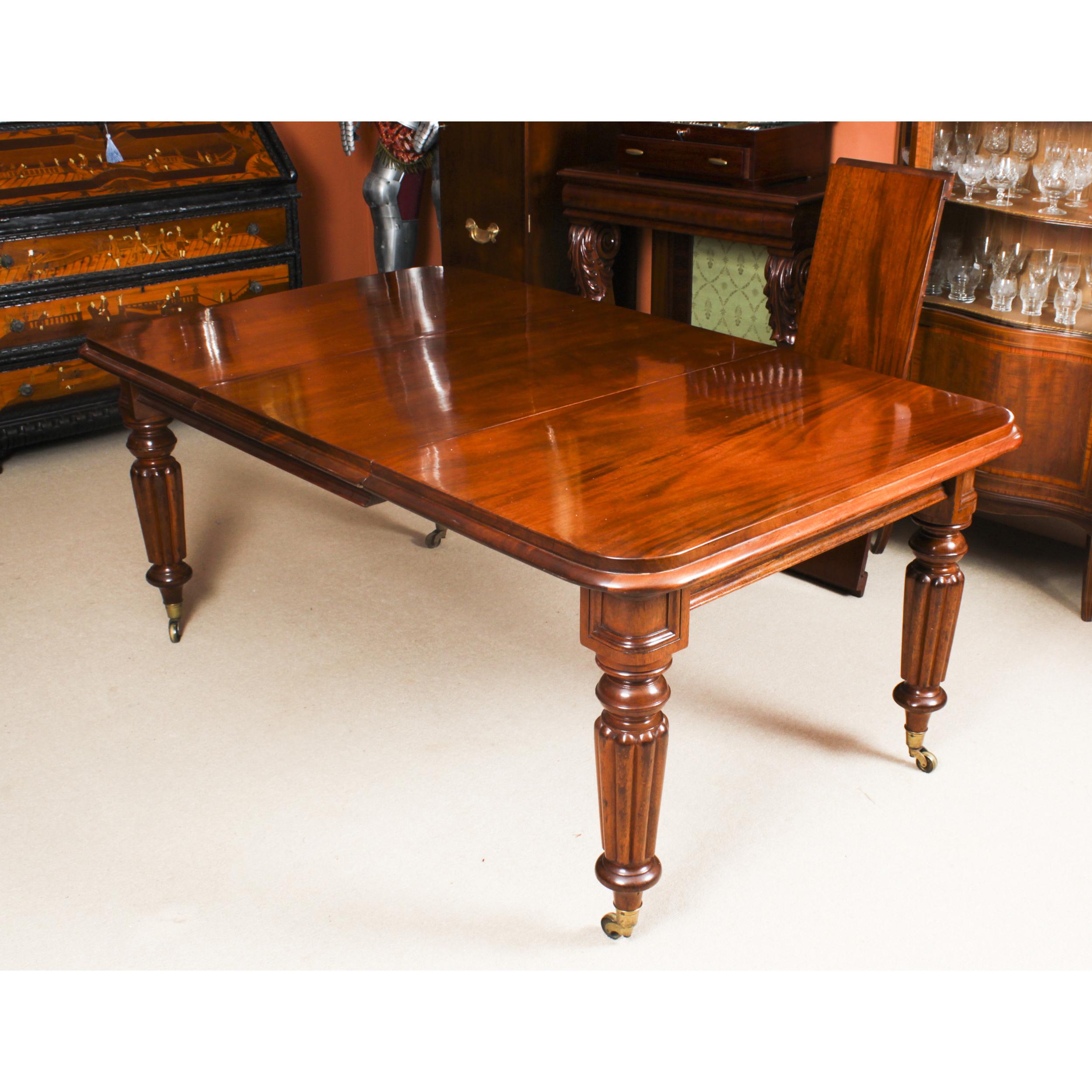 Mid-19th Century Antique Early Victorian Extending Dining Table by Gillows 19th C & 8 Chairs
