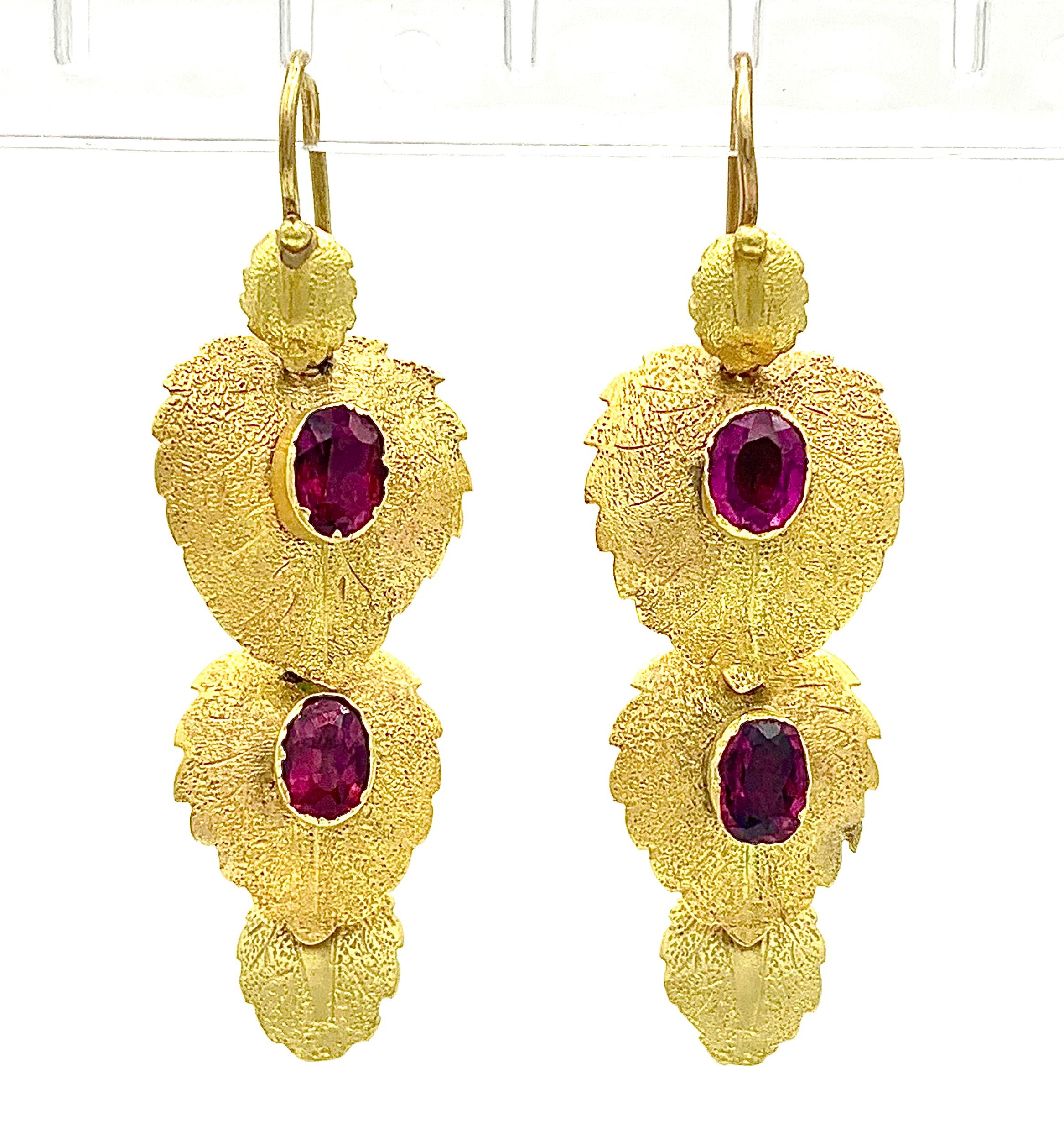 Women's Antique Early Victorian  Gold Almandine Garnet Dangle Earrings Leaf