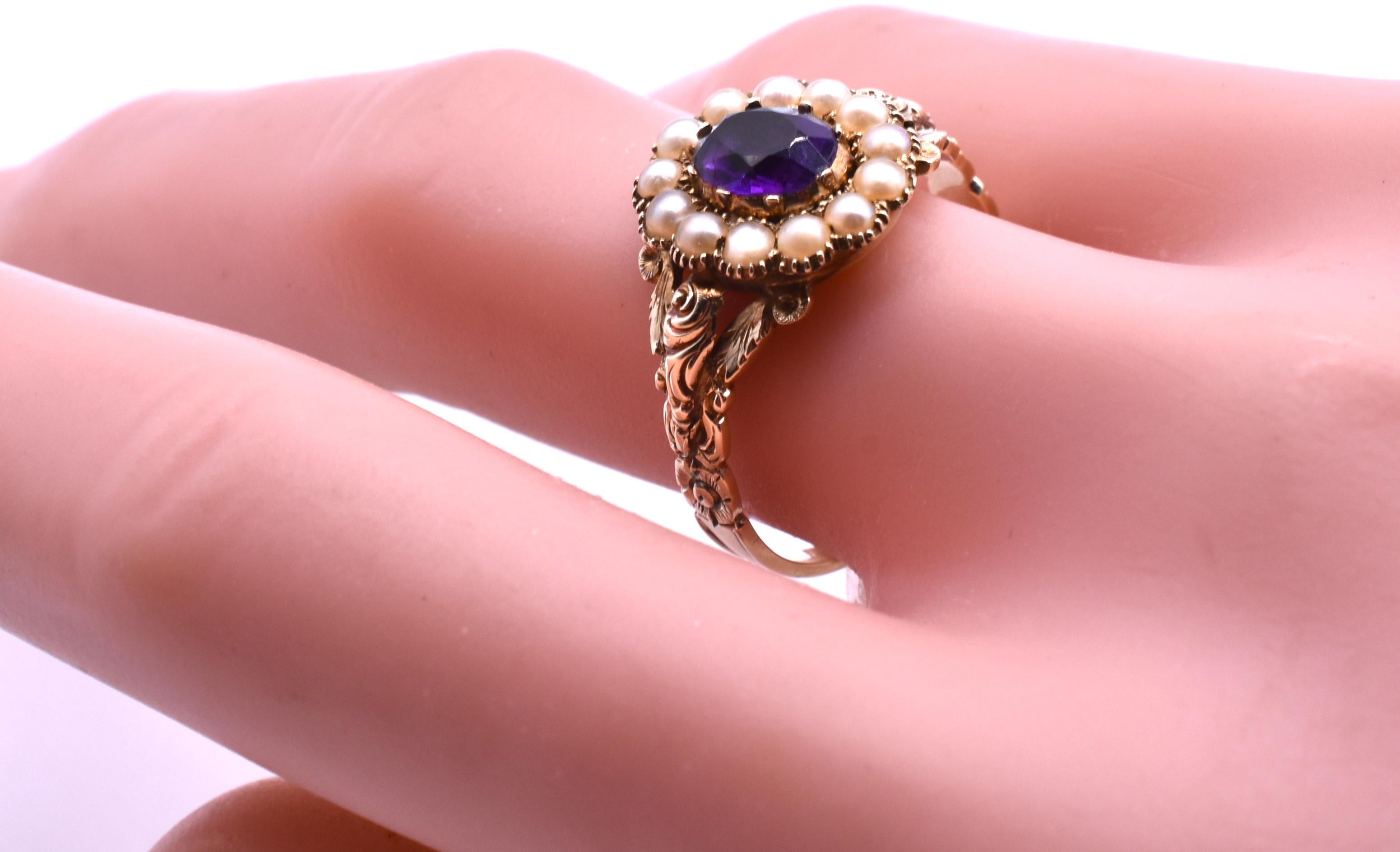 Antique Early Victorian Gold, Amethyst and Seed Pearl Ring, circa 1850 1