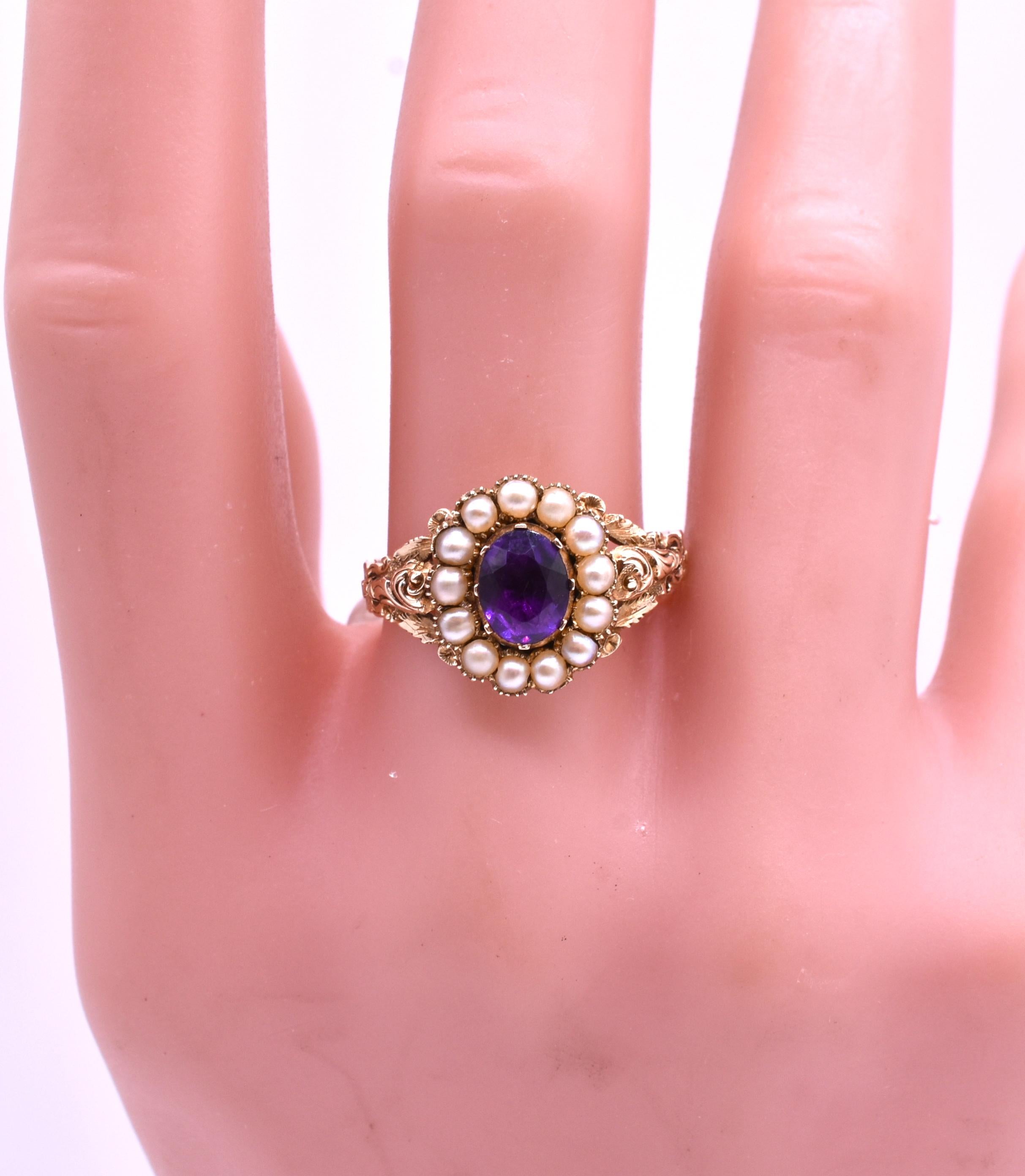 Antique Early Victorian Gold, Amethyst and Seed Pearl Ring, circa 1850 2