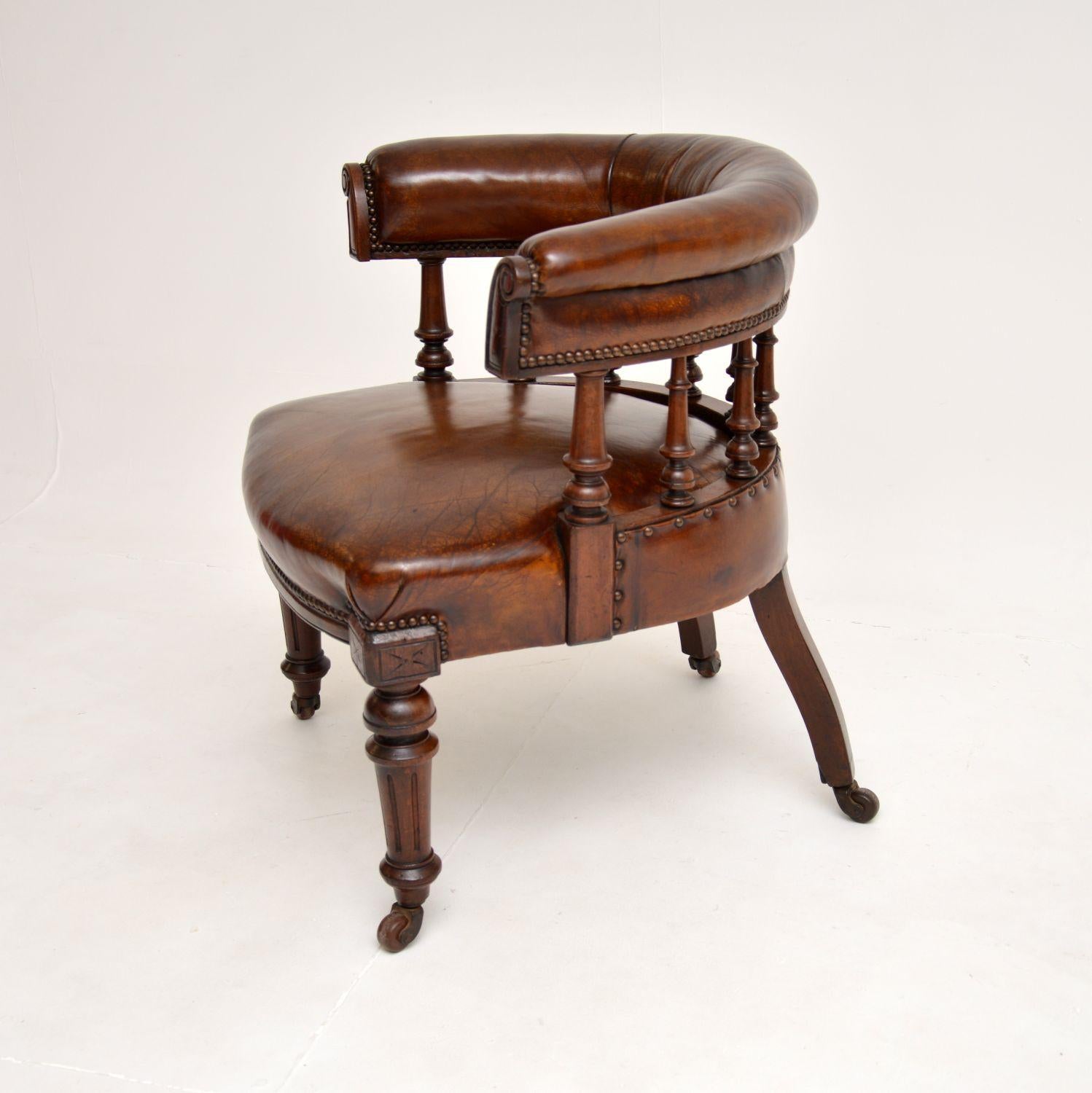 Mid-19th Century Antique Early Victorian Leather Desk Chair