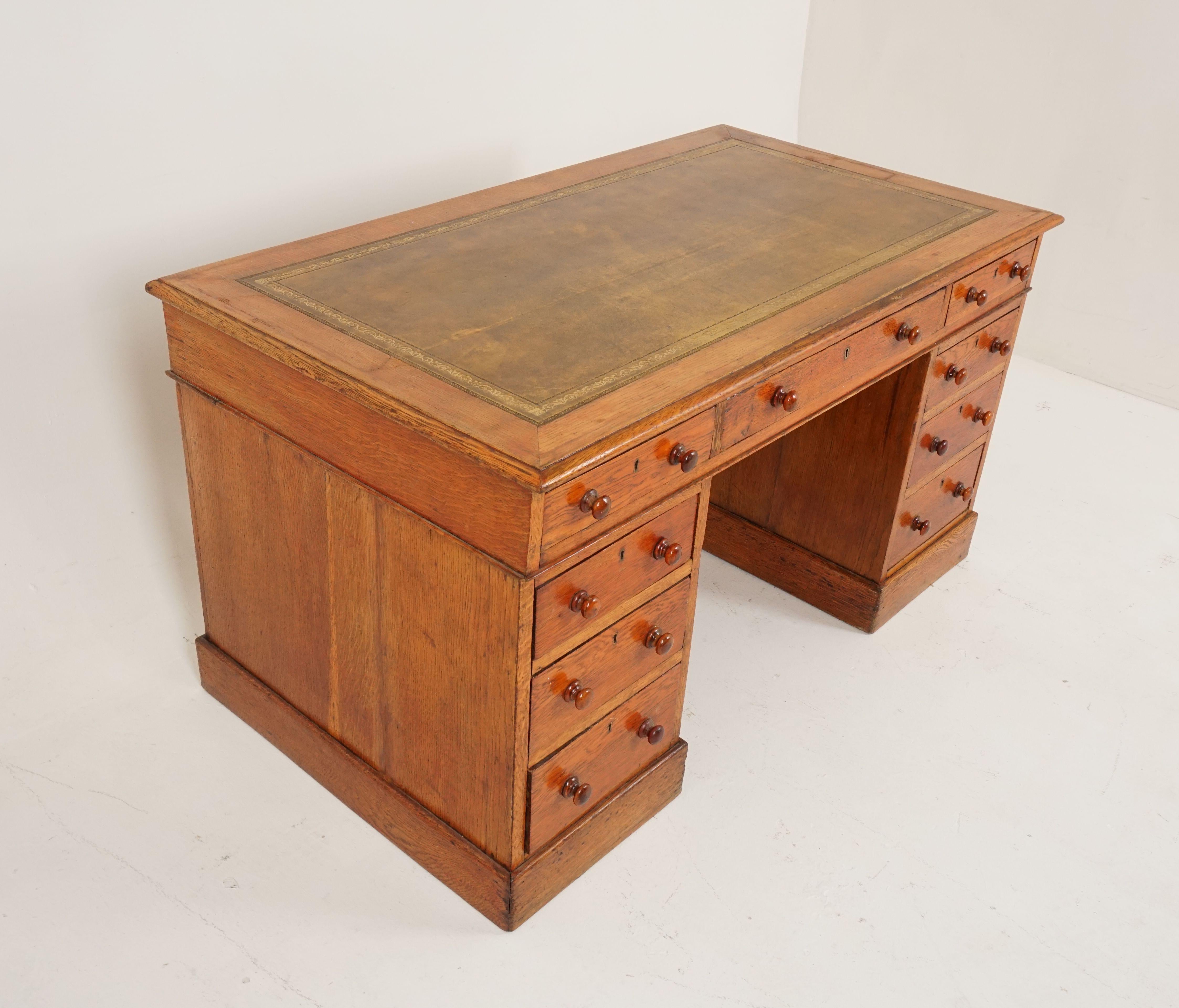 Antique Early Victorian Oak Double Pedestal Desk, Scotland 1880, B2476 In Good Condition In Vancouver, BC