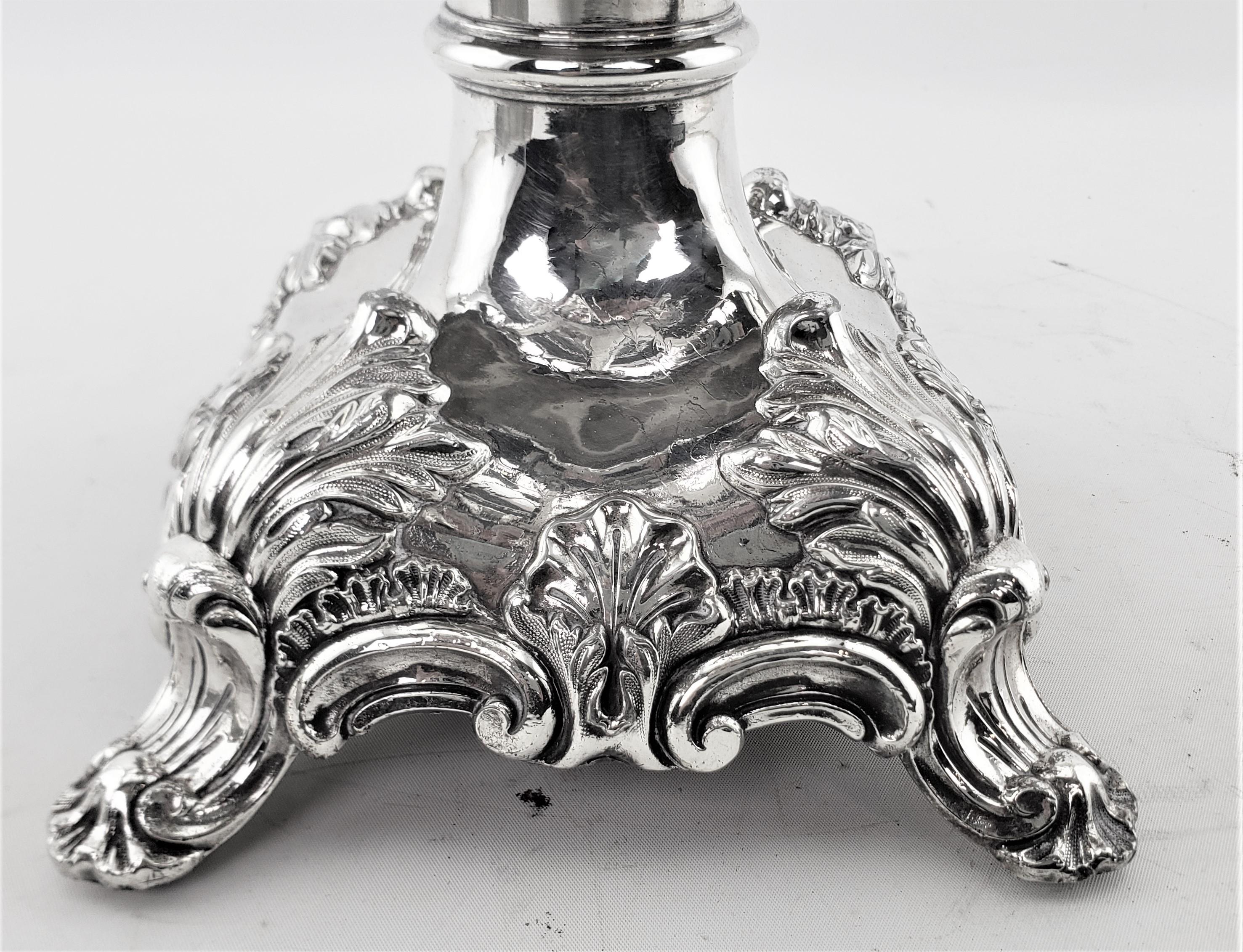 Antique Early Victorian Silver Plated Tea or Hot Water Urn with Floral Engraving For Sale 8