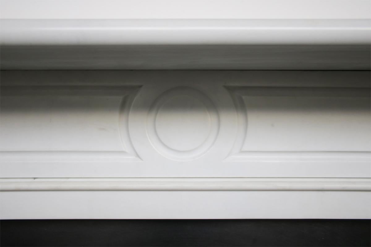 Antique Early Victorian Statuary White Marble Fire Surround For Sale 2