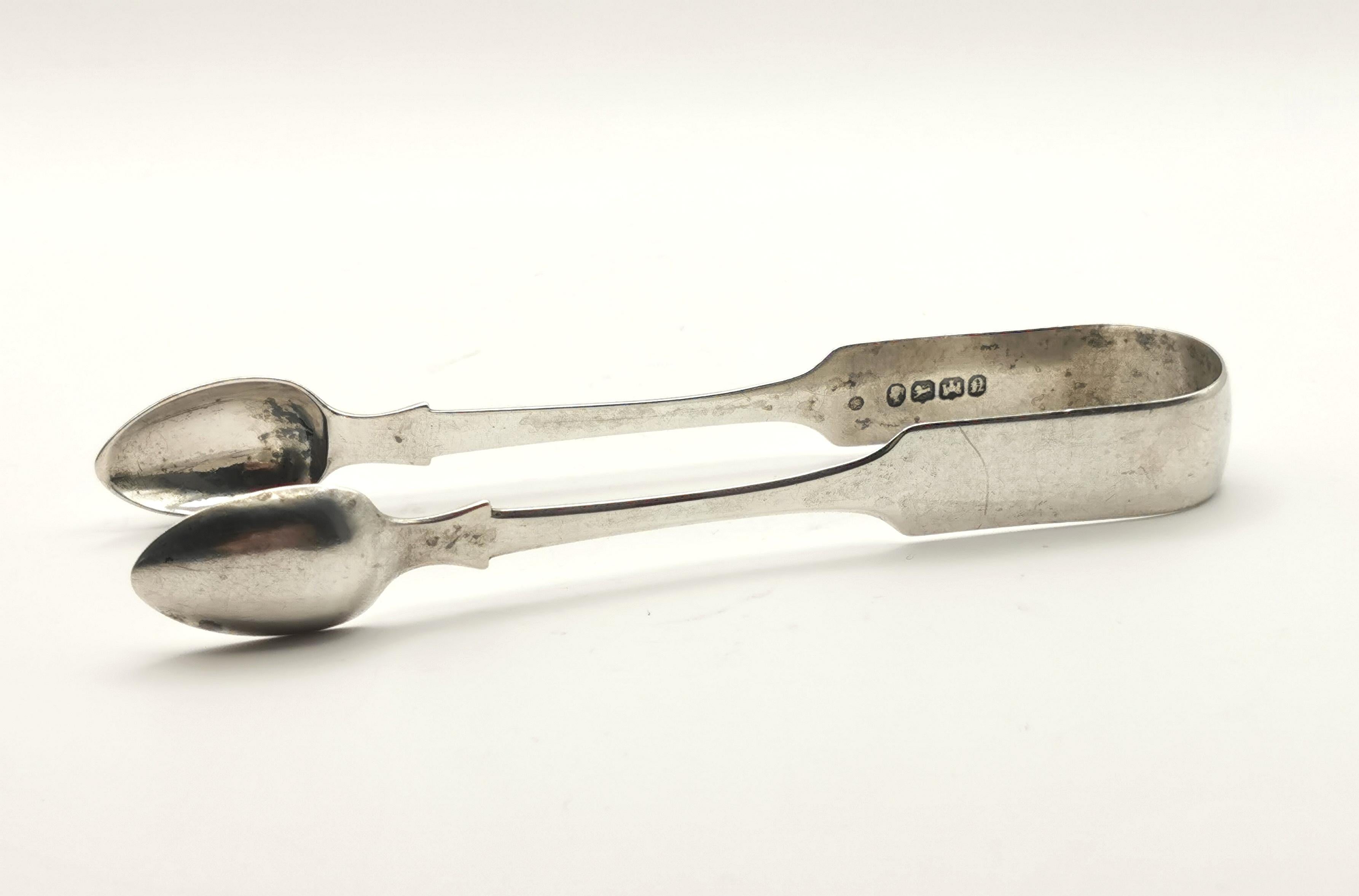 Antique early Victorian sterling silver sugar tongs, Exeter  For Sale 1