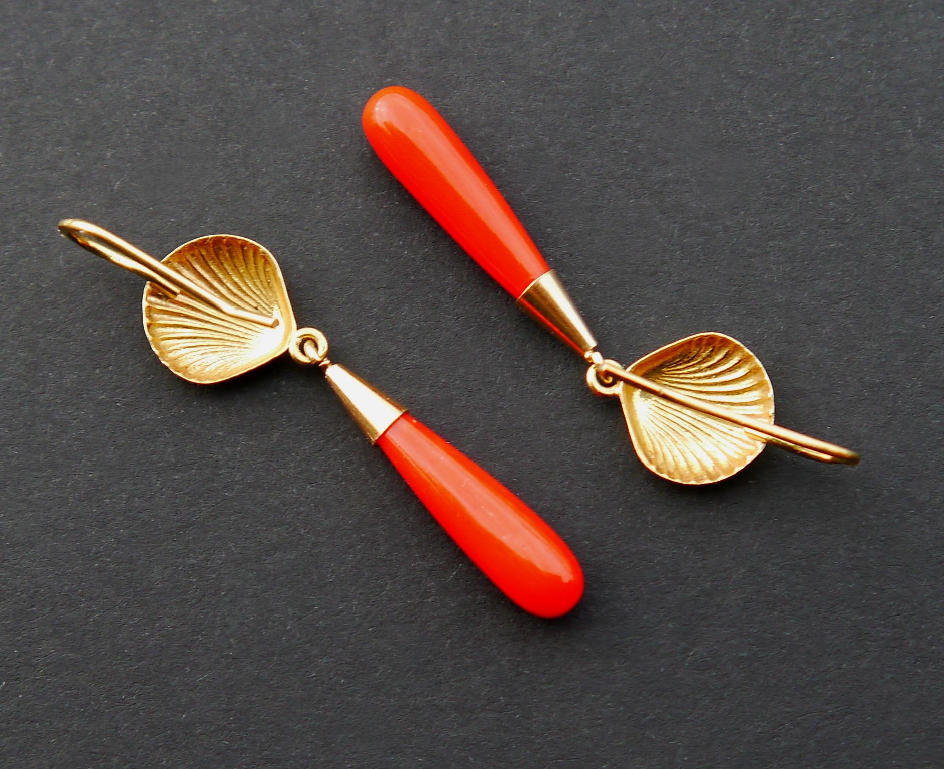 Antique Earrings natural Red Coral solid 18K Gold / 3.4gr For Sale 3