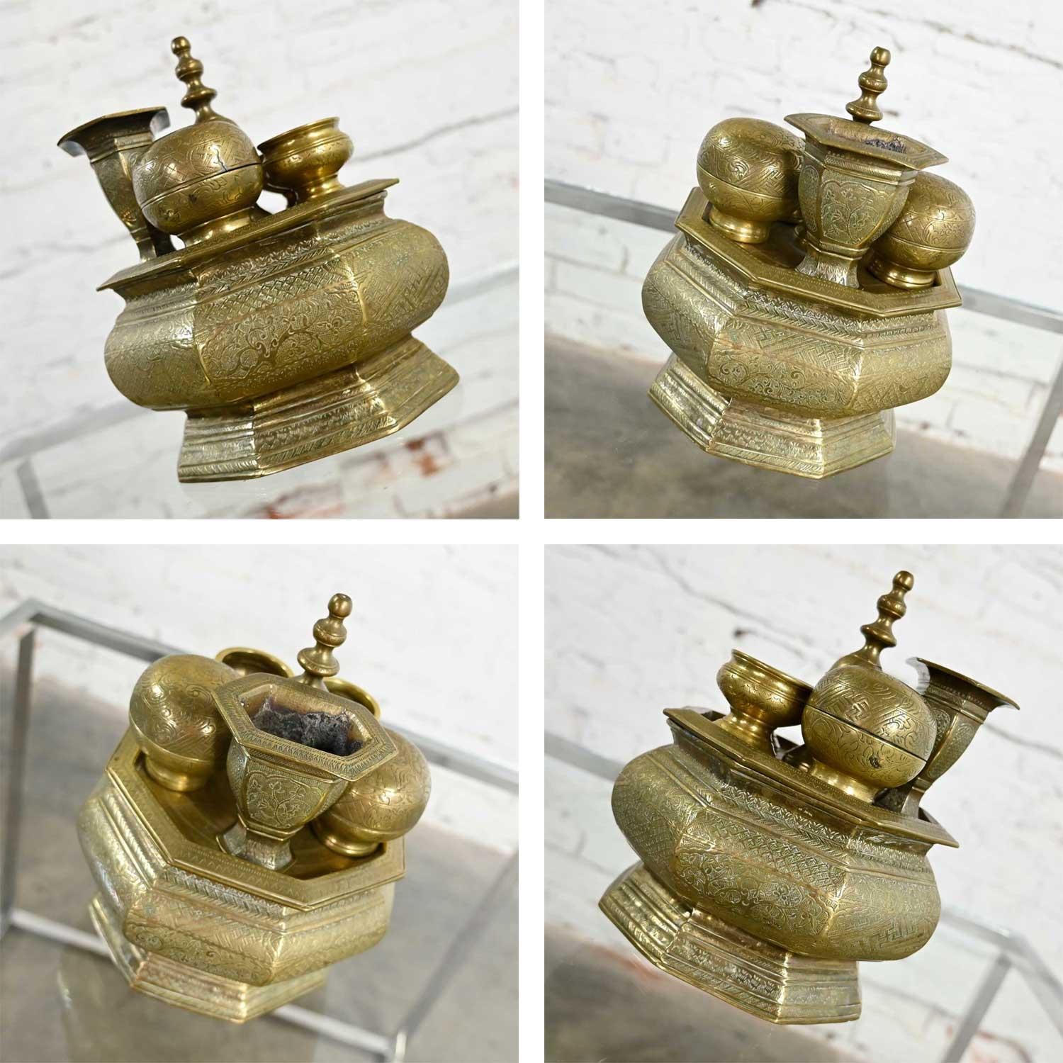 Etched Vintage East Java Indonesian Brass Tepak Sireh Betel Nut Set 7 Pieces For Sale