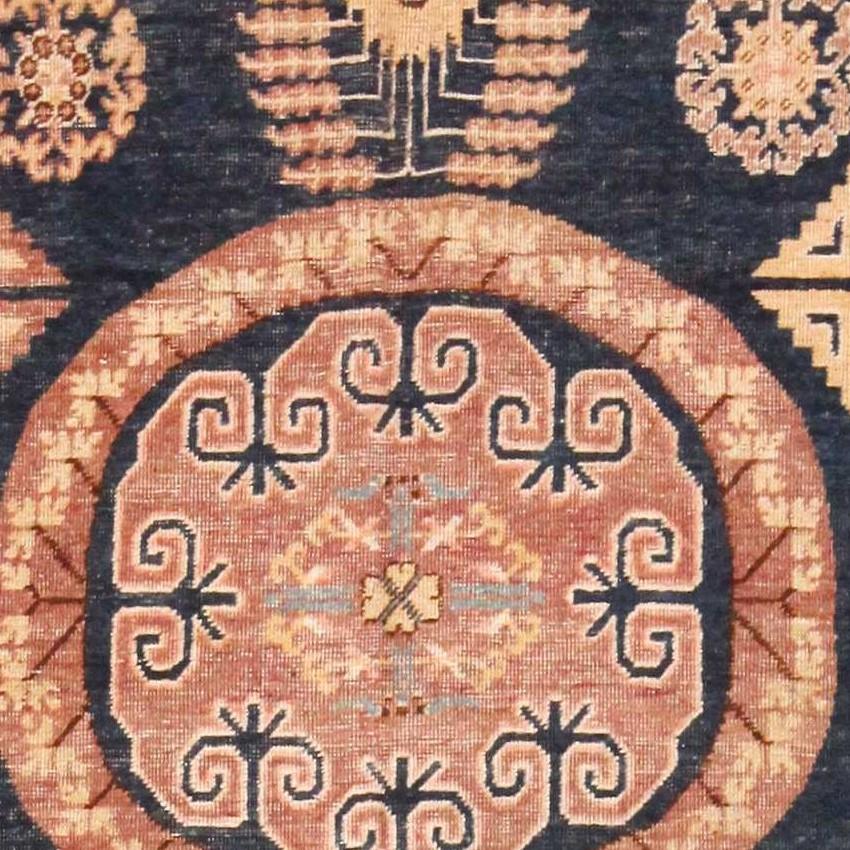 Antique East Turkestan Khotan Rug. 7 ft 4 in x 14 ft 4 in In Good Condition For Sale In New York, NY