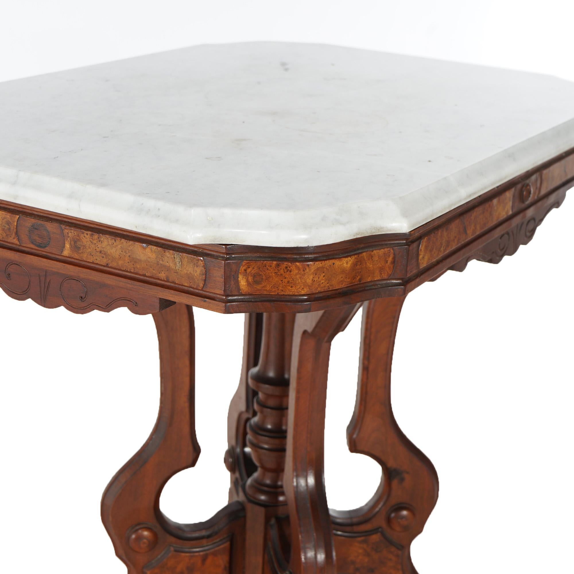 Antiker Eastlake-Parlor-Tisch aus geschnitztem Nussbaum und Wurzelholz mit Marmorplatte, um 1880 im Angebot 5