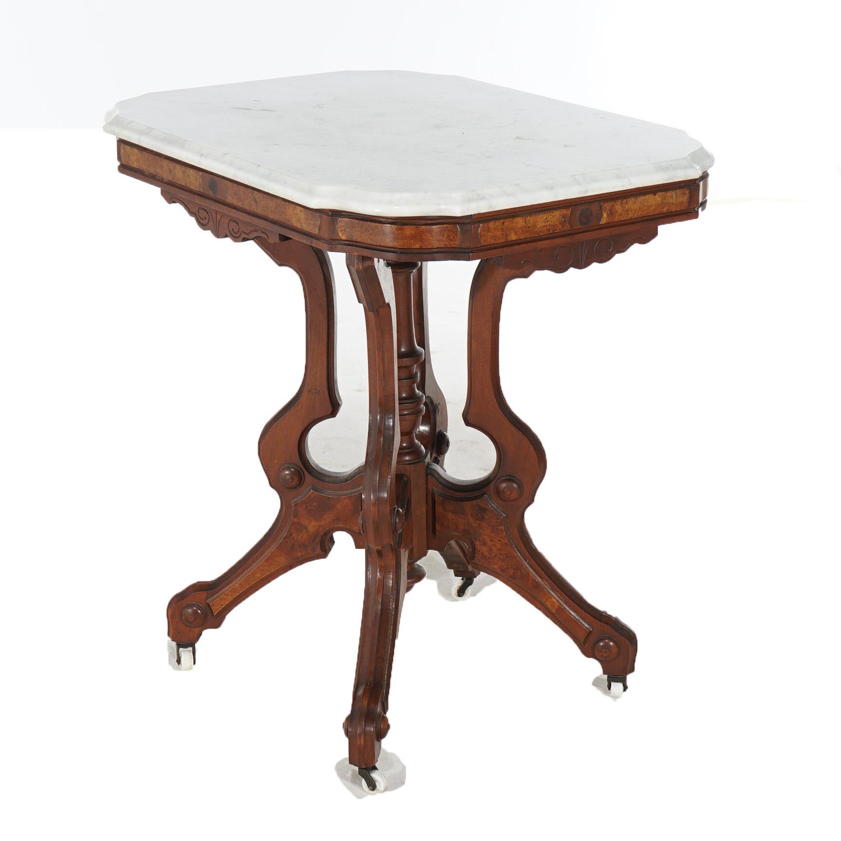 Antiker Eastlake-Parlor-Tisch aus geschnitztem Nussbaum und Wurzelholz mit Marmorplatte, um 1880 im Angebot 3
