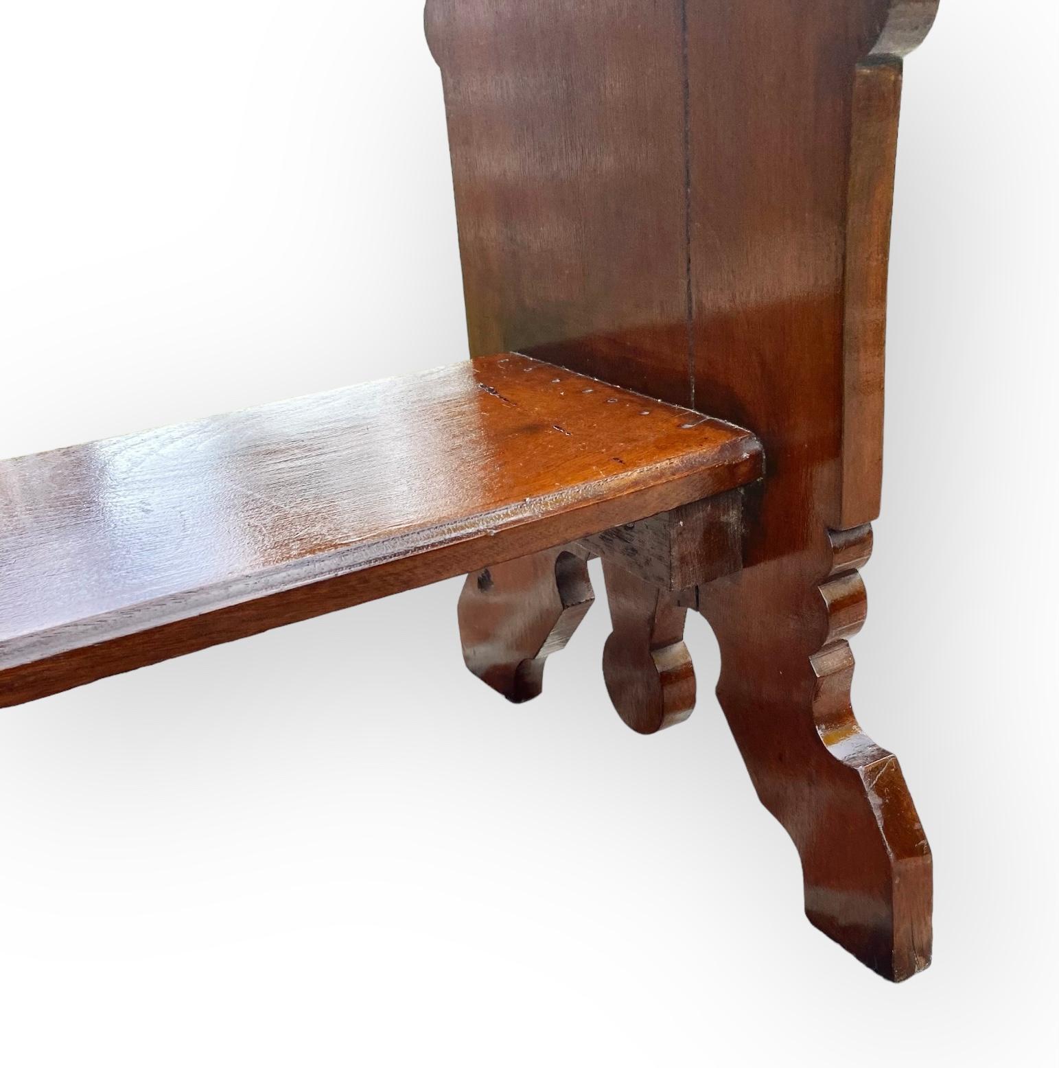 Antique Eastlake Carved Walnut Quilt Rack In Good Condition For Sale In New Orleans, LA