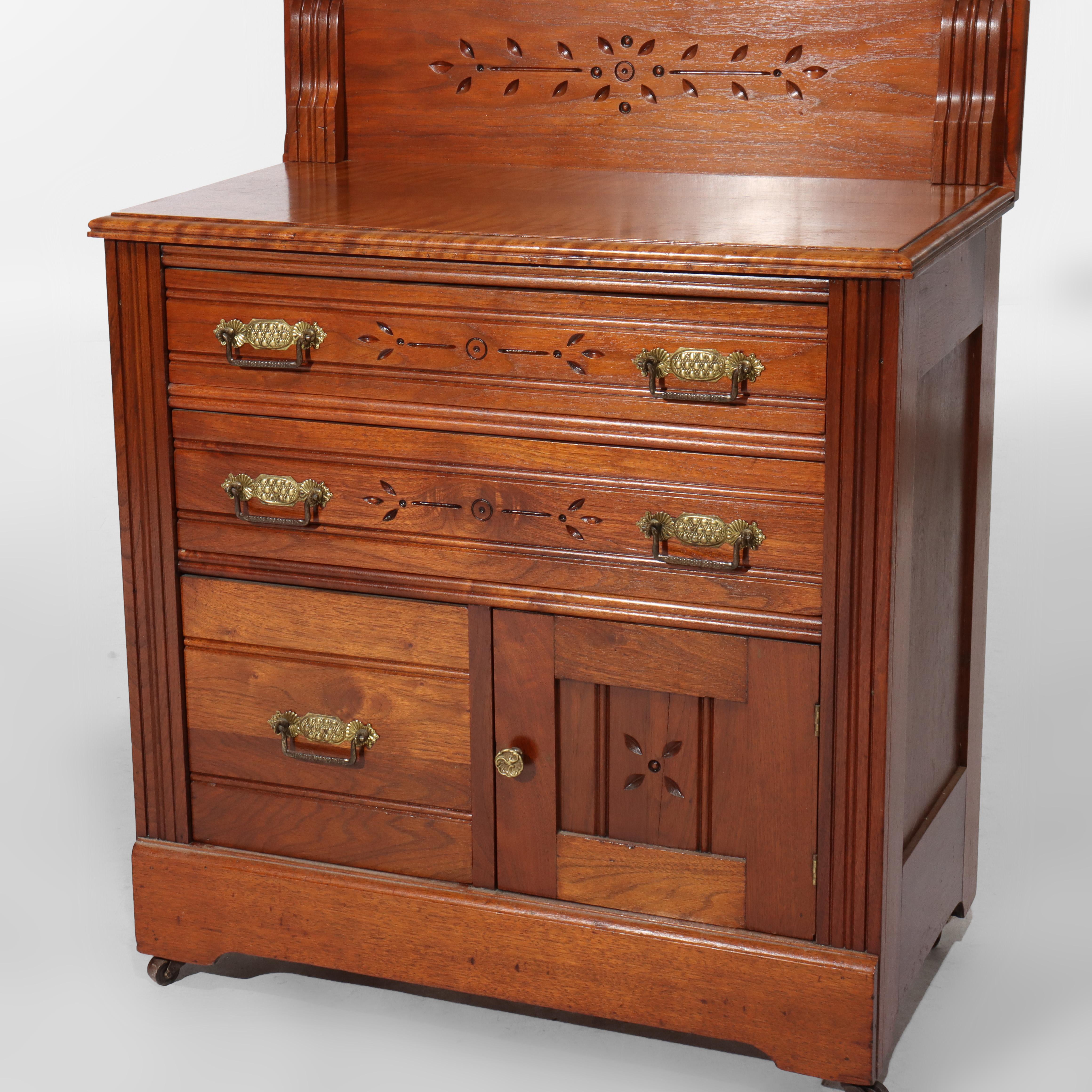 Antique Eastlake Chip Carved Cherry Washstand With Backsplash c1880 In Good Condition For Sale In Big Flats, NY