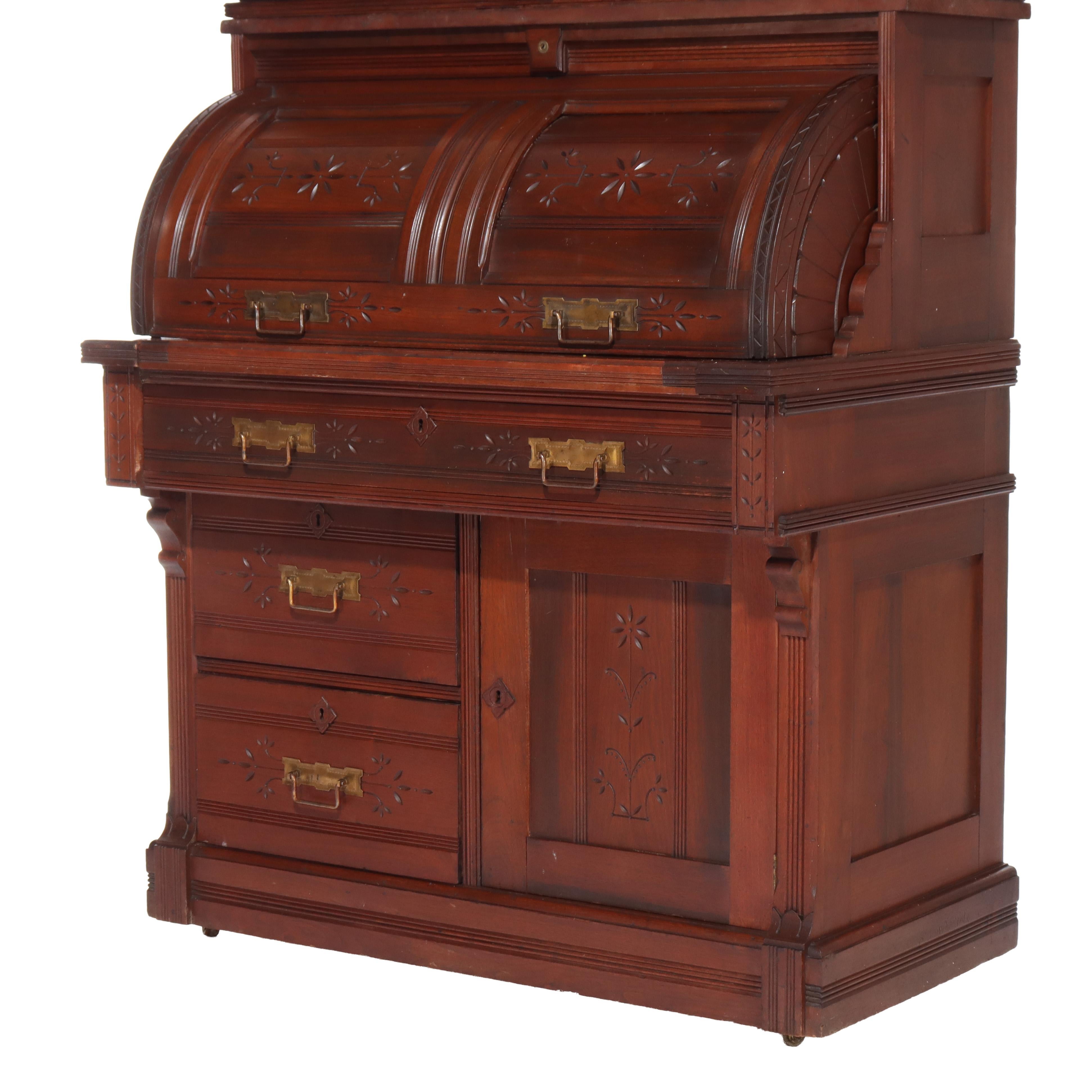 Antico Eastlake Chip Caved Walnut Barrel Roll Cylinder Secretary Desk c1890 In condizioni buone in vendita a Big Flats, NY