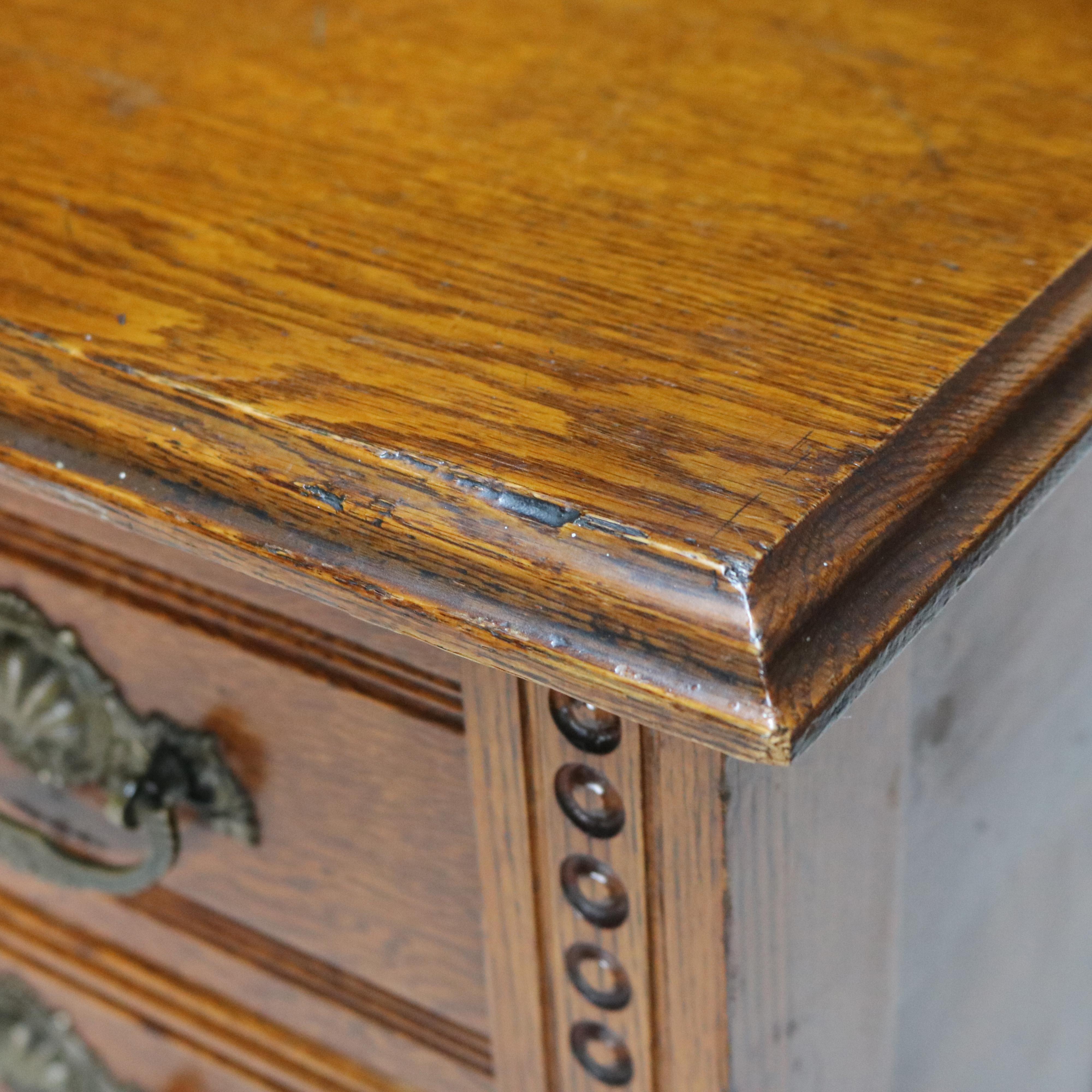 Antique Eastlake Credenza in due pezzi in legno di Oak intagliato con specchio C1910 in vendita 9