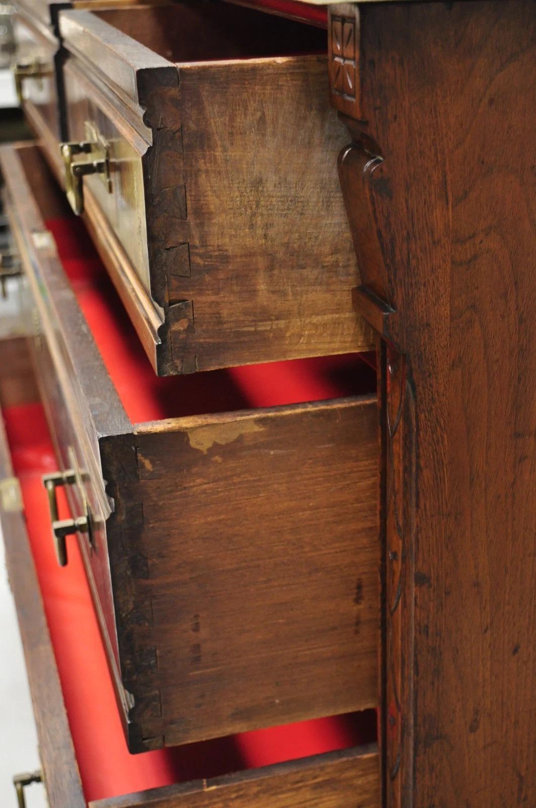 Antique Eastlake Victorien Noyer Sculpté Dessus Marbre Meuble de Lavabo avec Miroir en vente 7