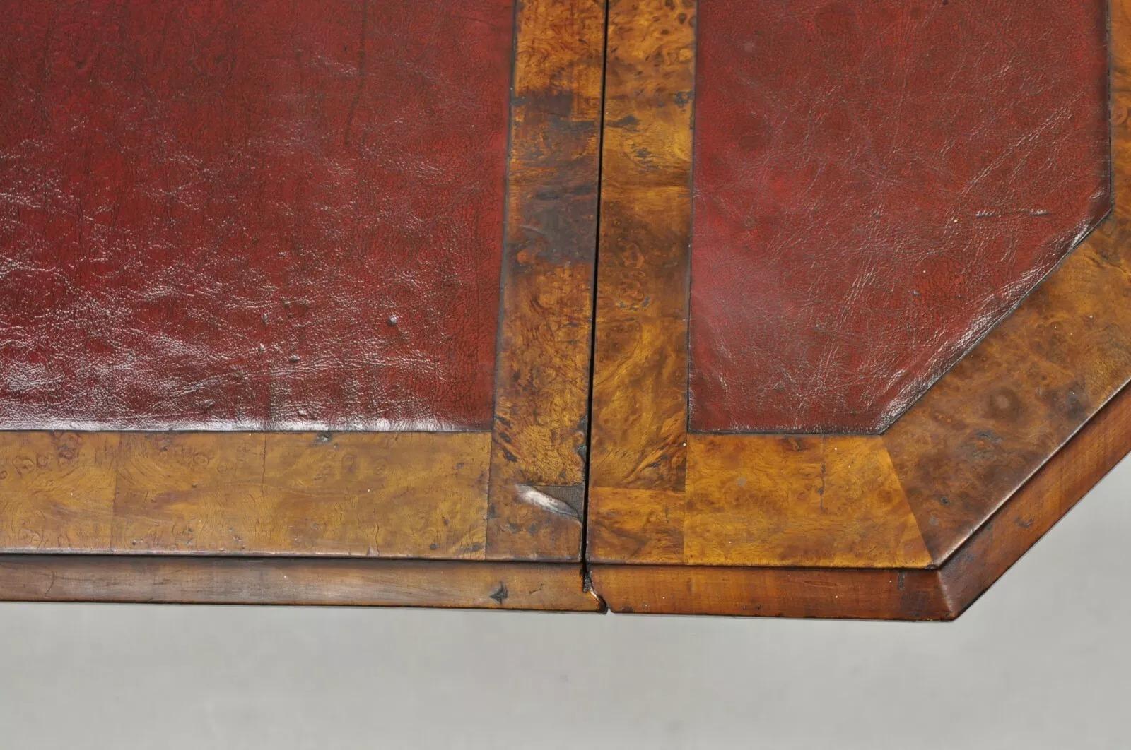 Ancienne table de jeu de salon victorienne Eastlake à plateau en cuir et à plateau en bois de noyer en vente 2