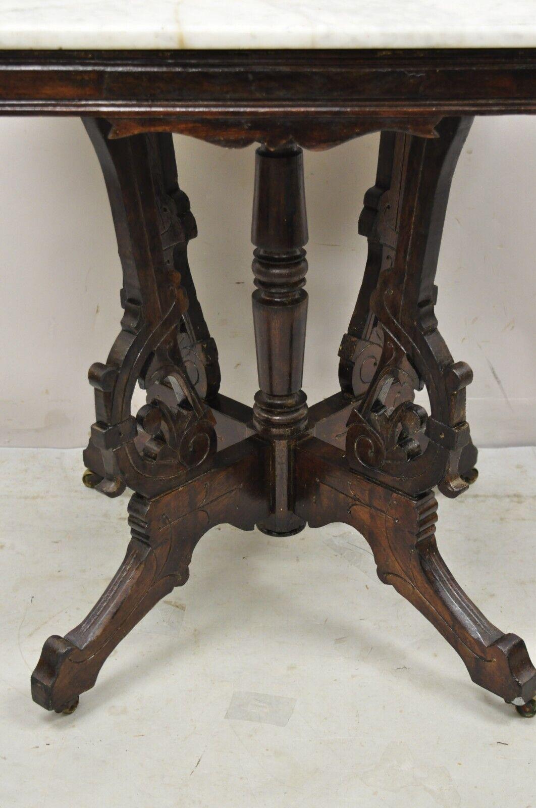 Antique Eastlake Victorian Marble Top Walnut Parlor Accent Side Table In Good Condition For Sale In Philadelphia, PA