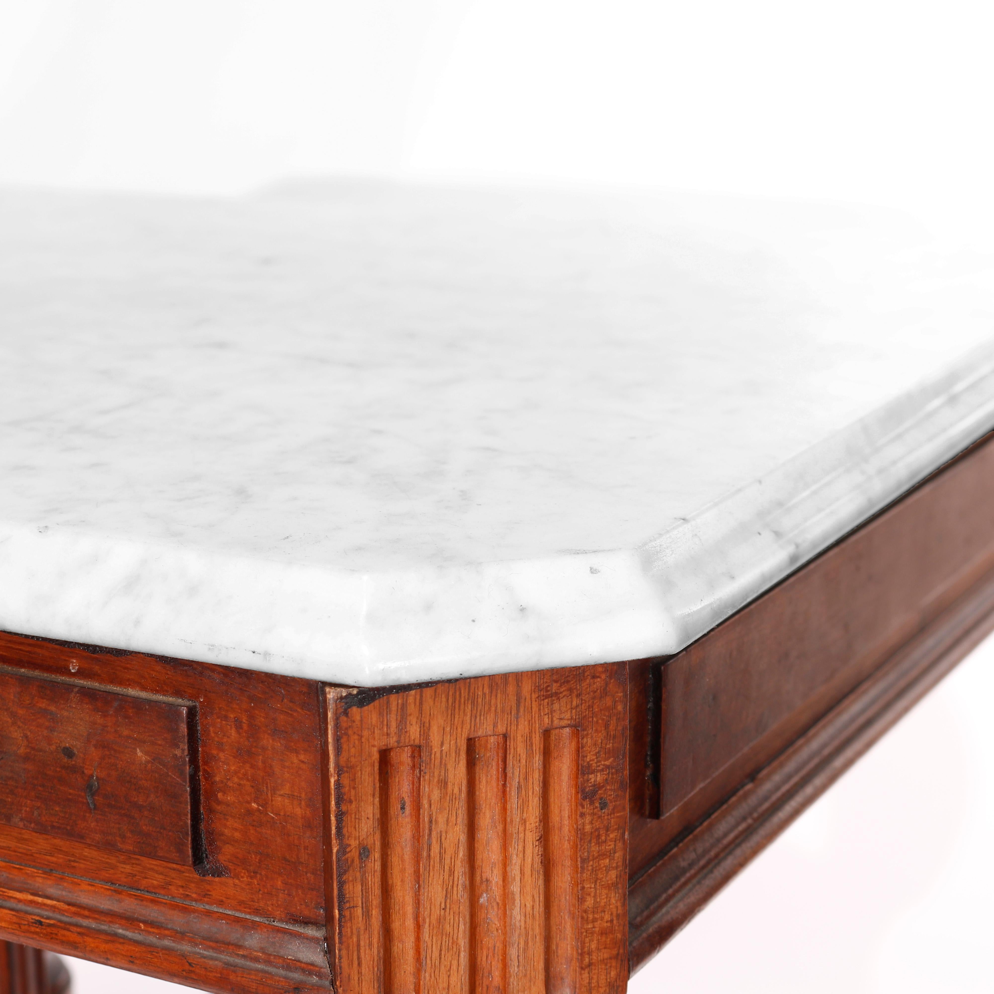Antiker Eastlake-Parlor-Tisch aus Nussbaum und Wurzelholz mit Marmorplatte, um 1890 im Angebot 3
