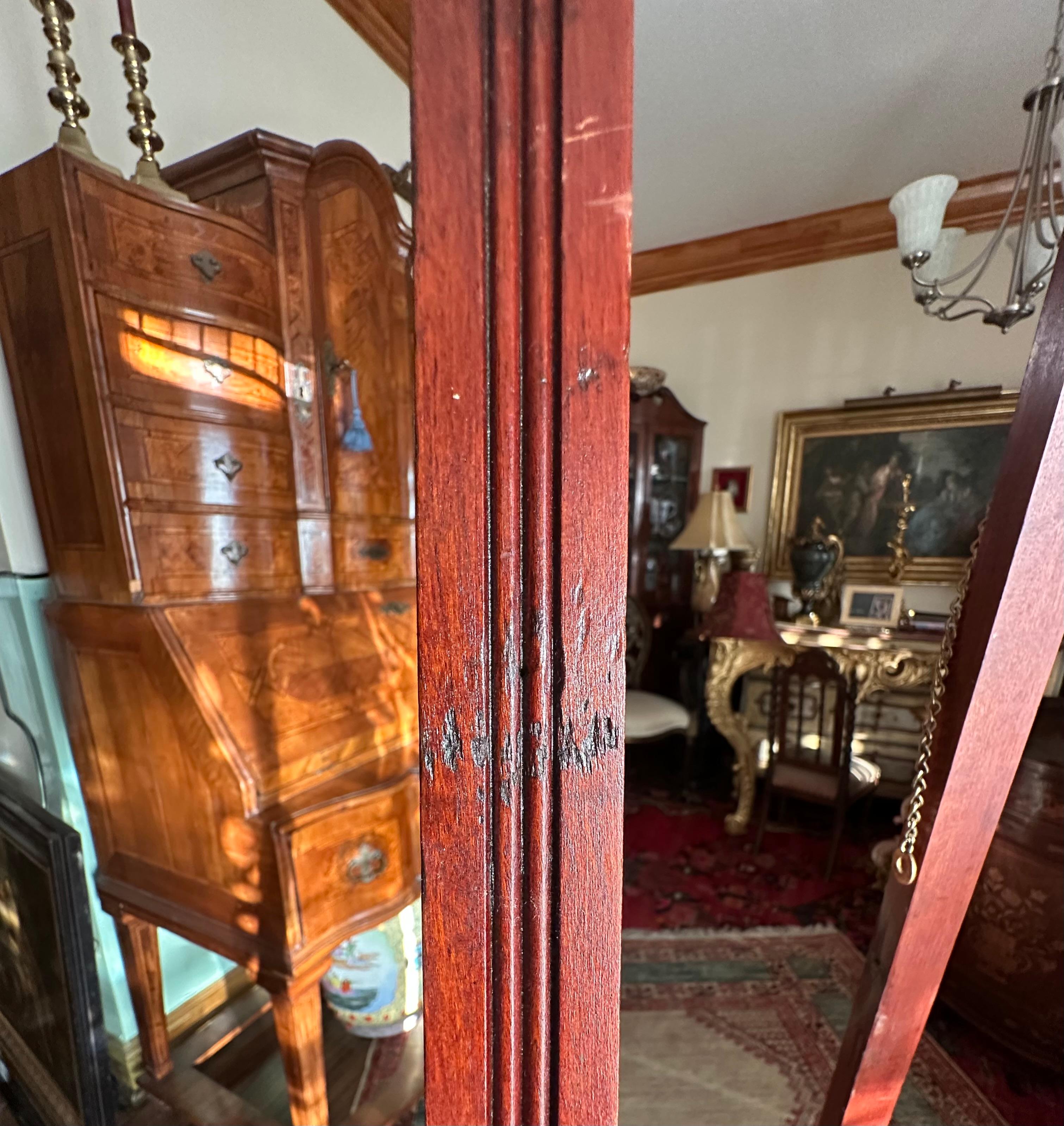 Chevalet ancien en bois sculpté Eastlake en vente 2