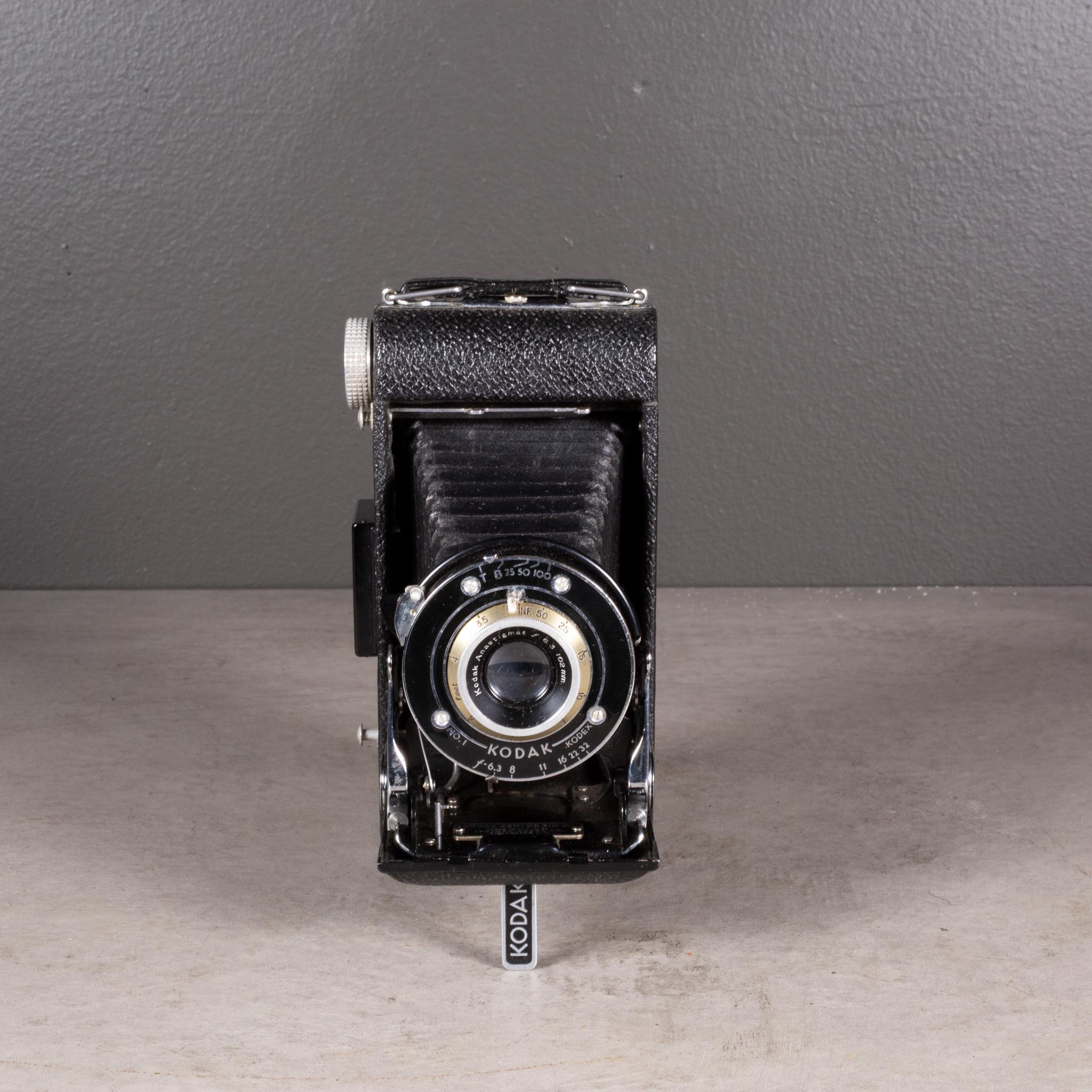 Industriel Eastman Kodak ancien appareil photo de poche « N° 1 Kodak » pliant c.1909-1920 en vente