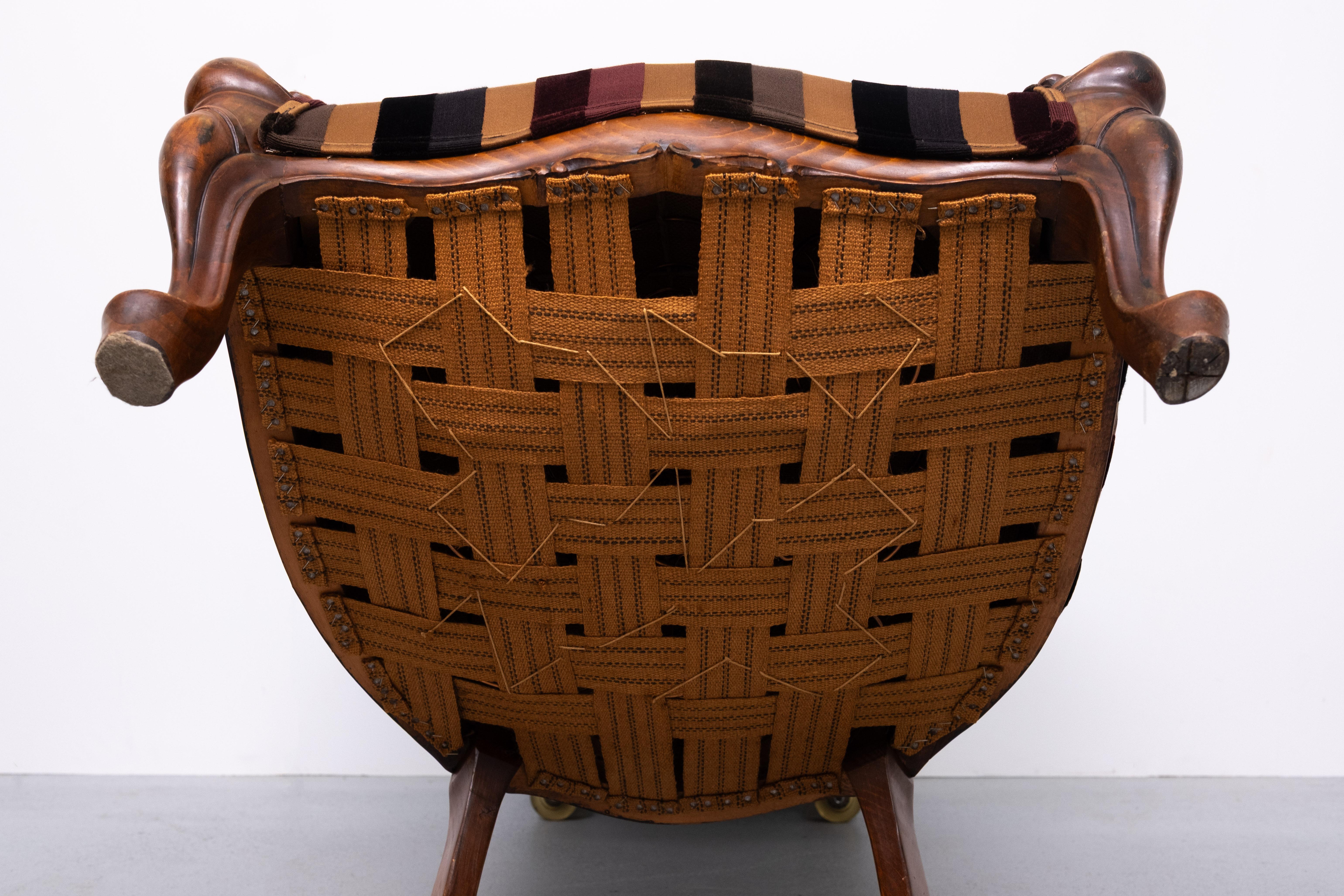 Sedia antica con rivestimento in tessuto Paul Smith  1880s in vendita 2