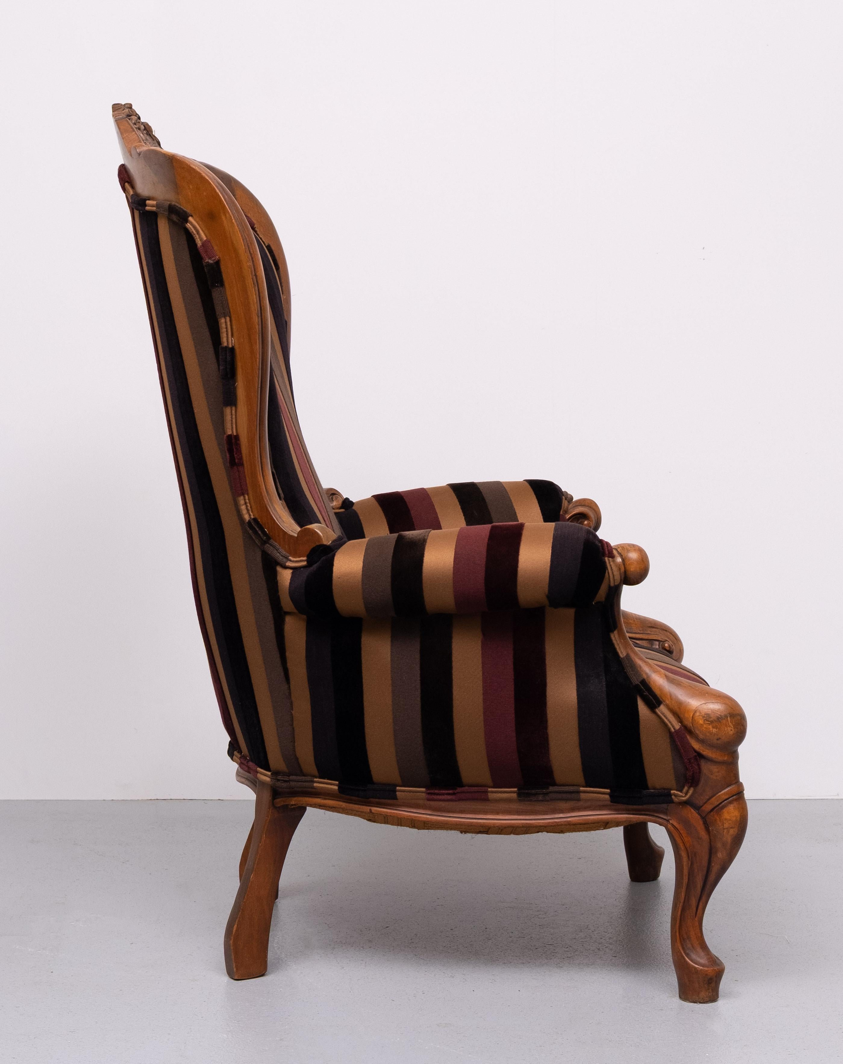 Sedia antica con rivestimento in tessuto Paul Smith  1880s in vendita 3