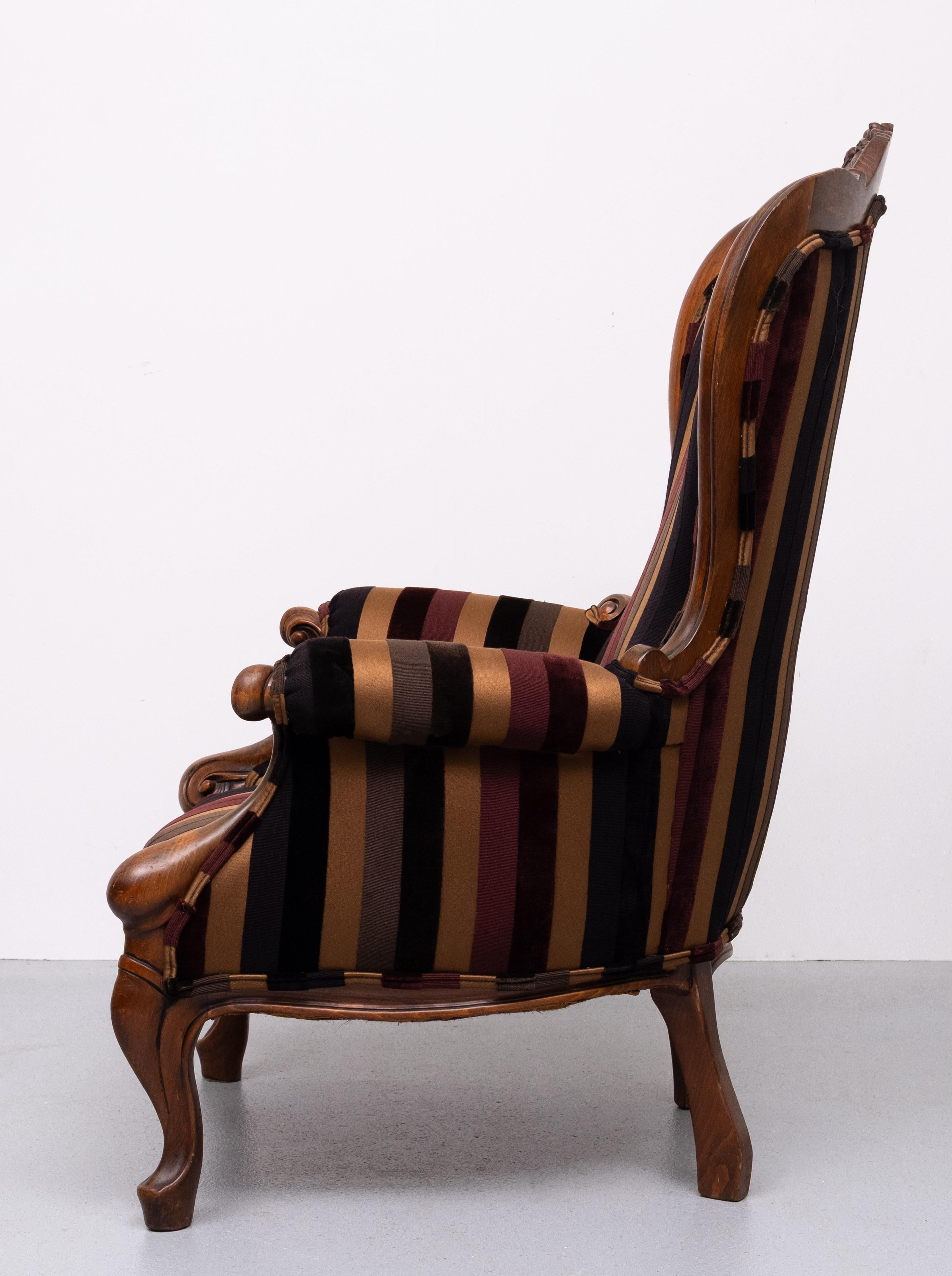 Sedia antica con rivestimento in tessuto Paul Smith  1880s in vendita 4