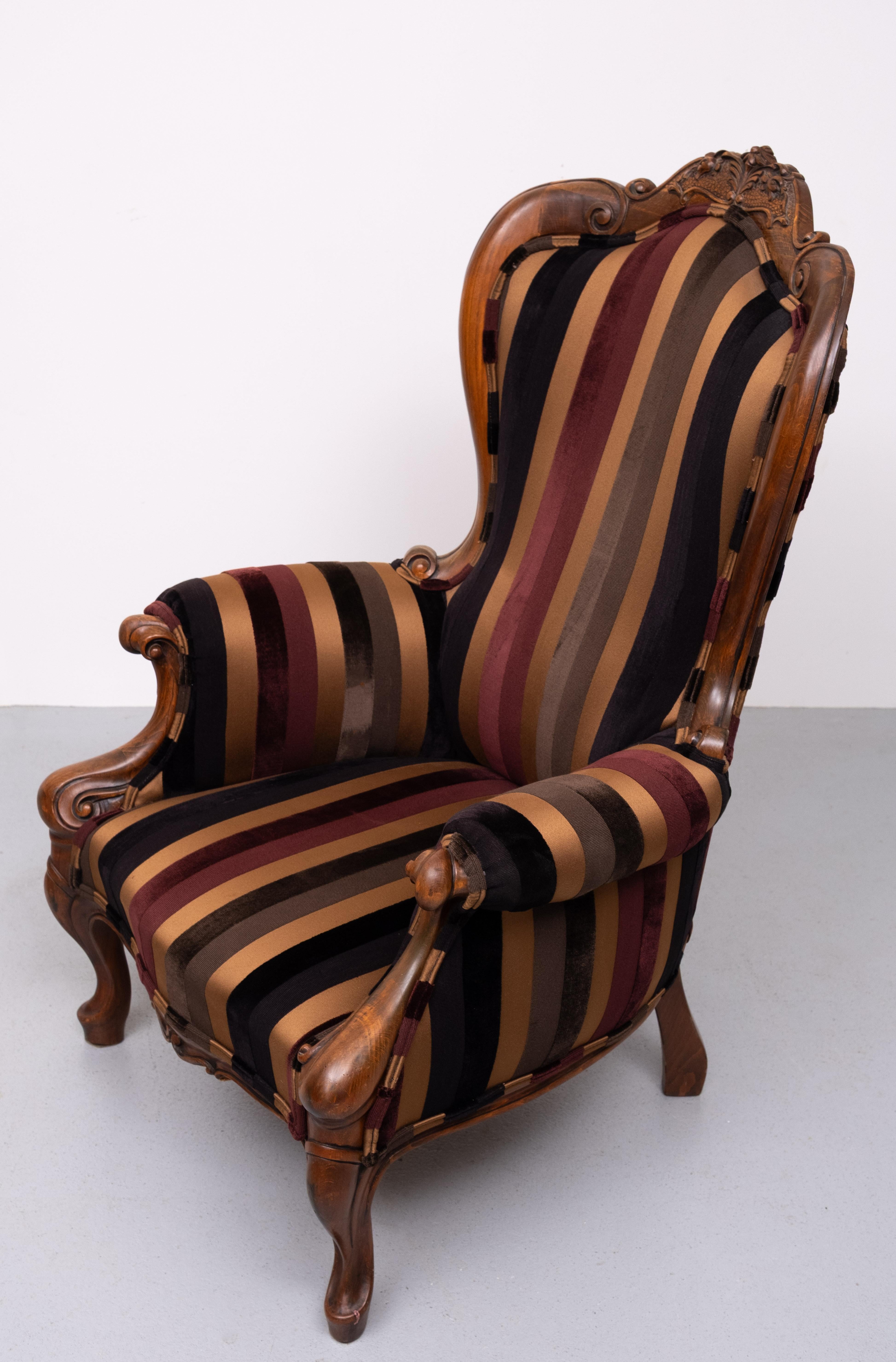 Noce Sedia antica con rivestimento in tessuto Paul Smith  1880s in vendita