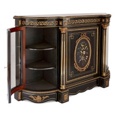 Antiker Schrank aus ebonisiertem Holz, vergoldeter Bronze und Hartstein