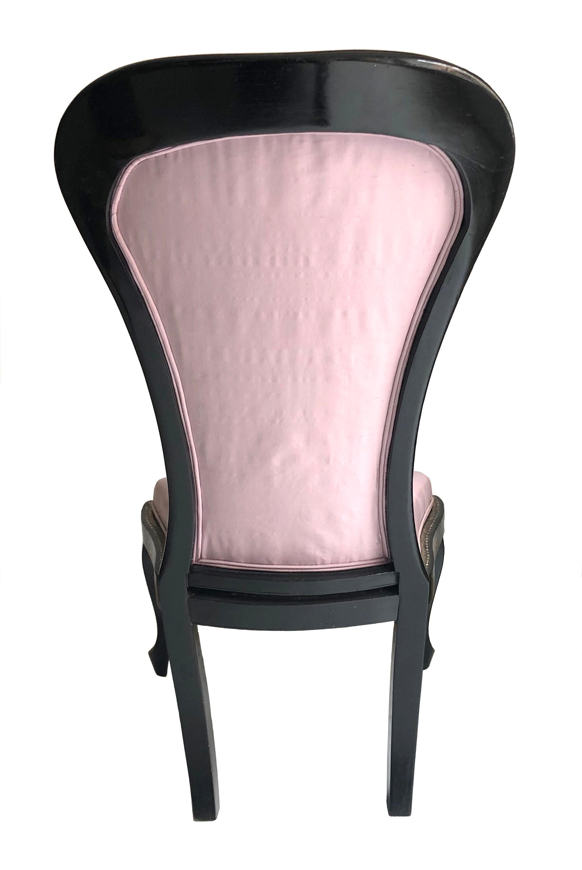 Antiker ebonisierter Stuhl (Europäisch) im Angebot
