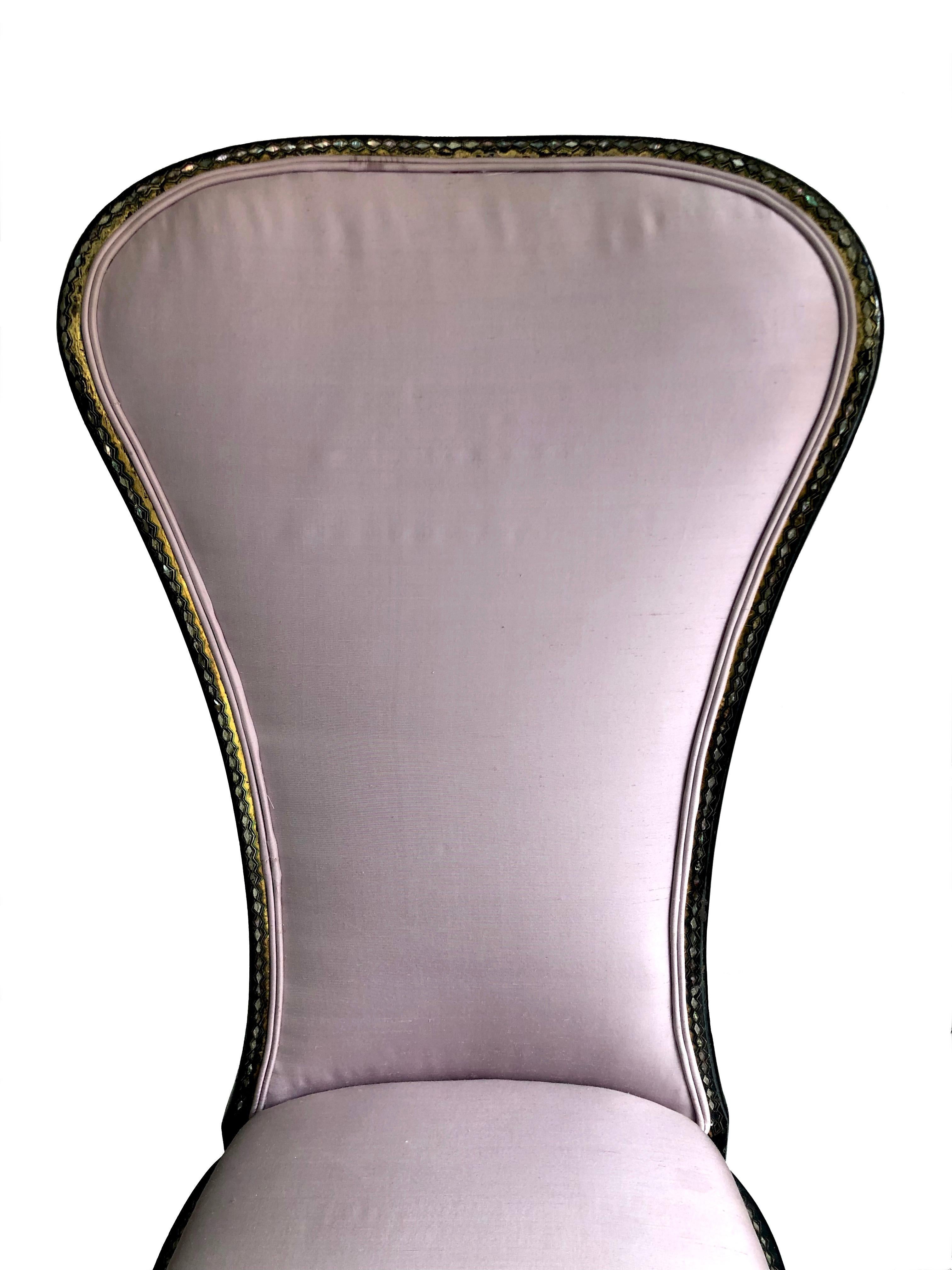 Antiker ebonisierter Stuhl (Gemalt) im Angebot