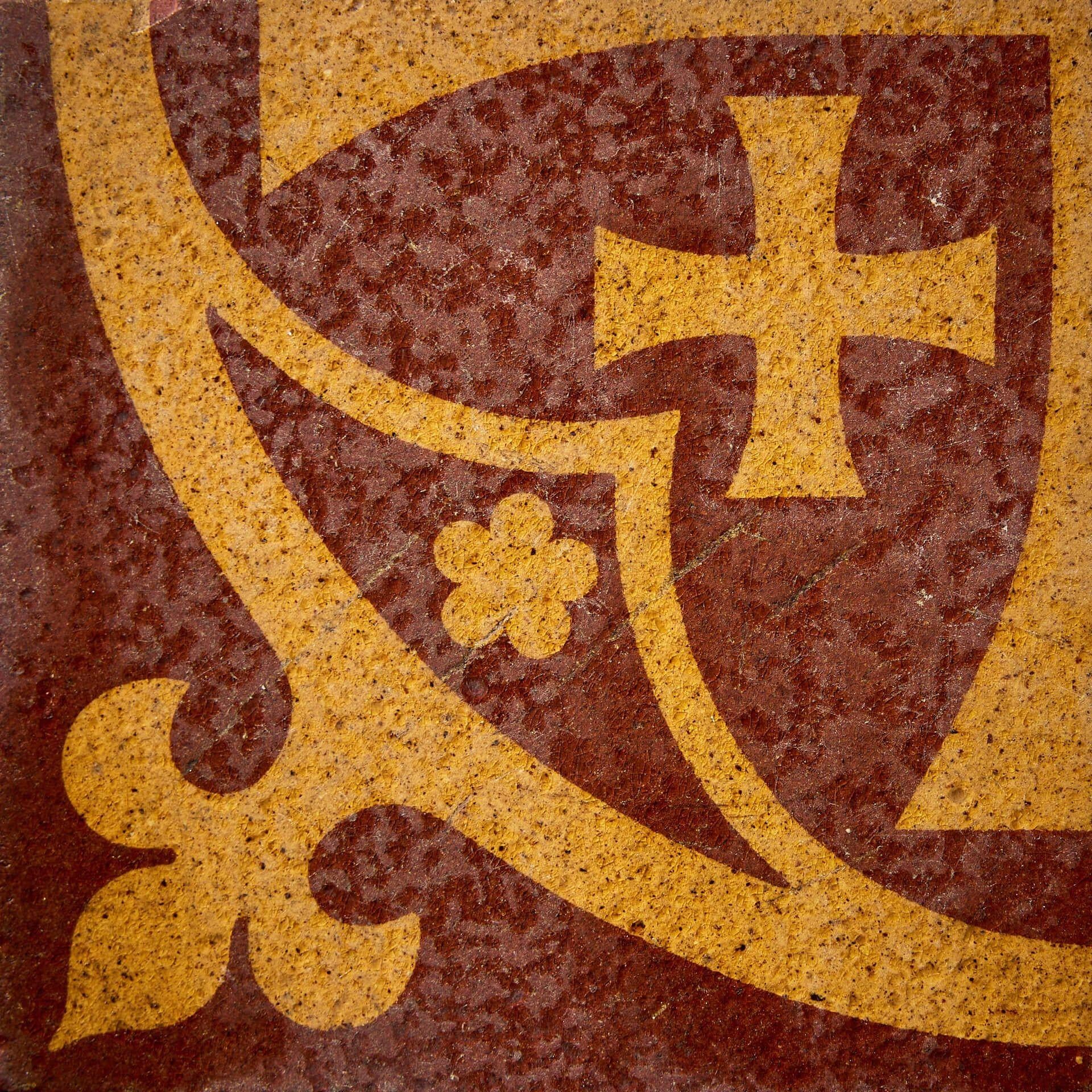 Antique Ecclesiastical Encaustic Tile Panel In Fair Condition For Sale In Wormelow, Herefordshire