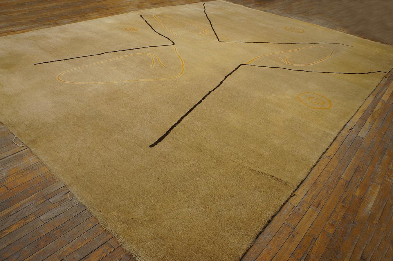 Ecuadorian Carpet
Designed by Olga Fisch
Quito, Ecuador
Middle 20th century, c. 1960
Symmetrically knotted wool pile on a wool foundation.
The “Nazca Lines” are ancient Peruvian, but they have inspired the drawing on this Moderne New World carpet.