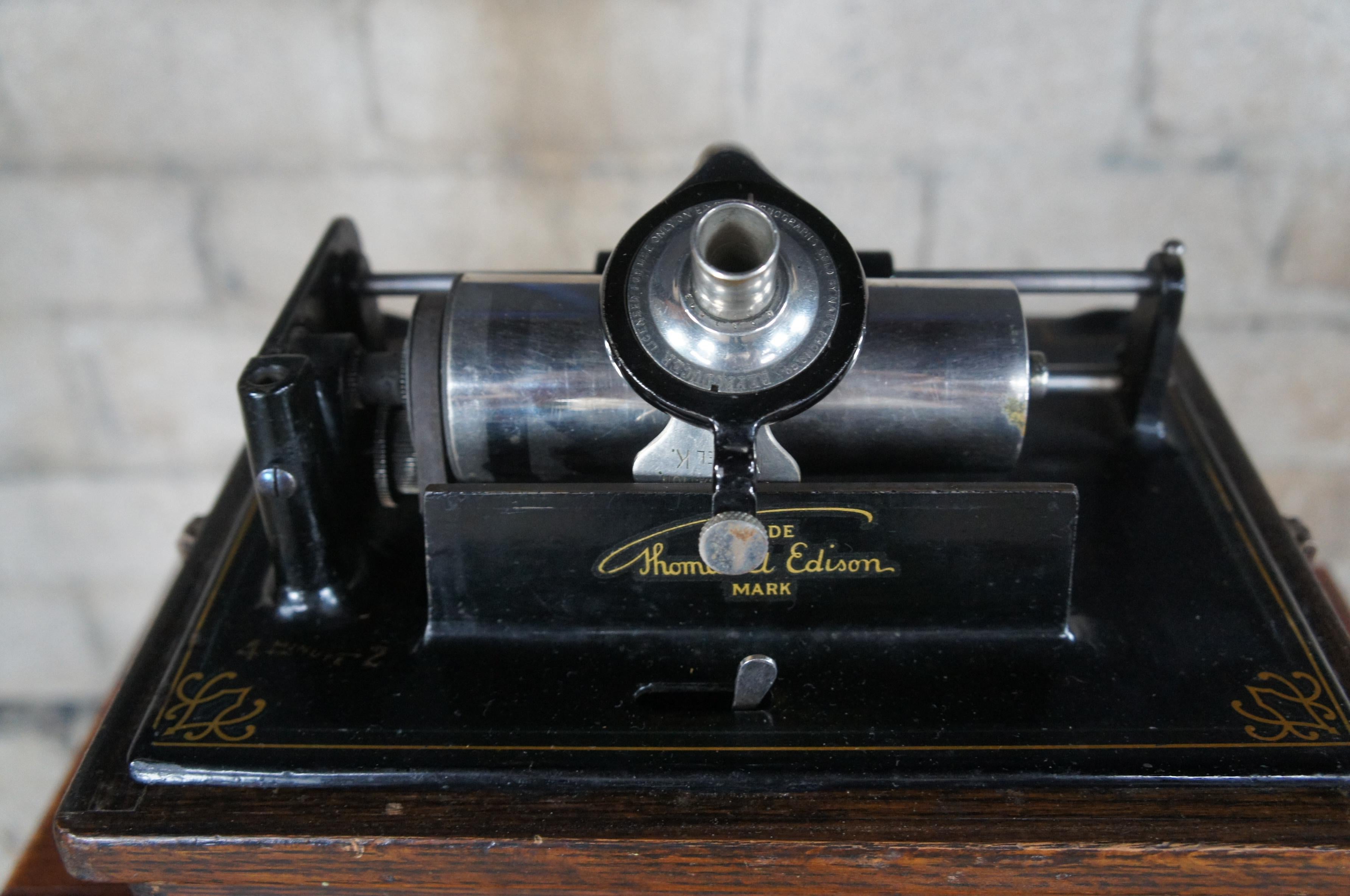 Antike Edison Modell A Cylinder Phonograph & Kabinett W / 93 Record Musik Röhren  im Zustand „Gut“ im Angebot in Dayton, OH